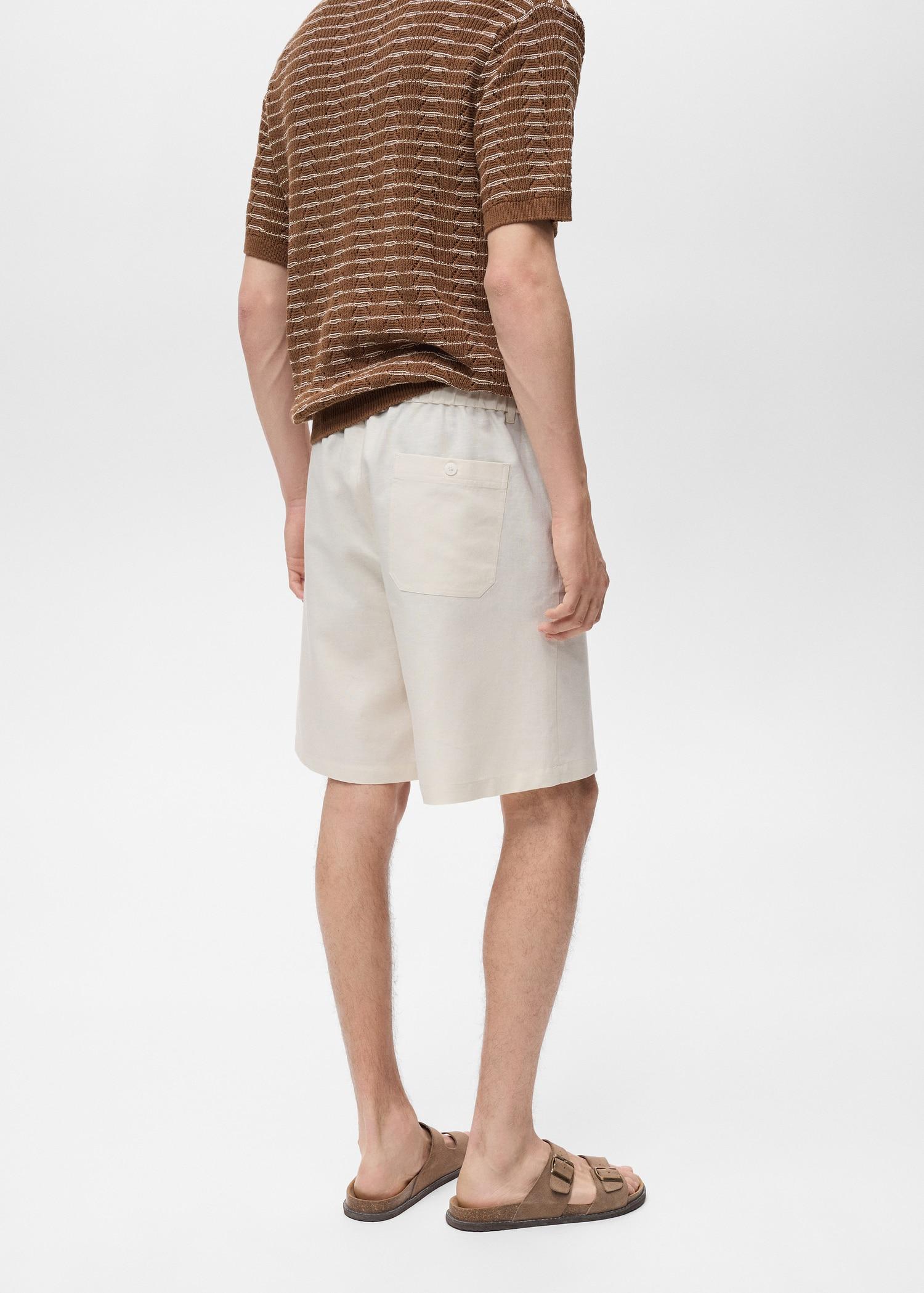 Cotton-linen blend bermuda shorts - Men | MANGO USA Product Image