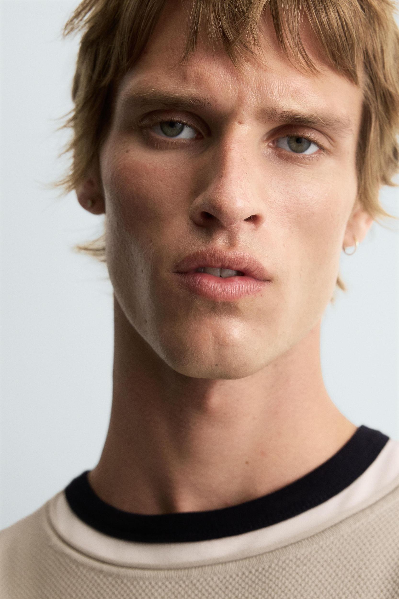 WASHED TEXTURED SWEATER Product Image