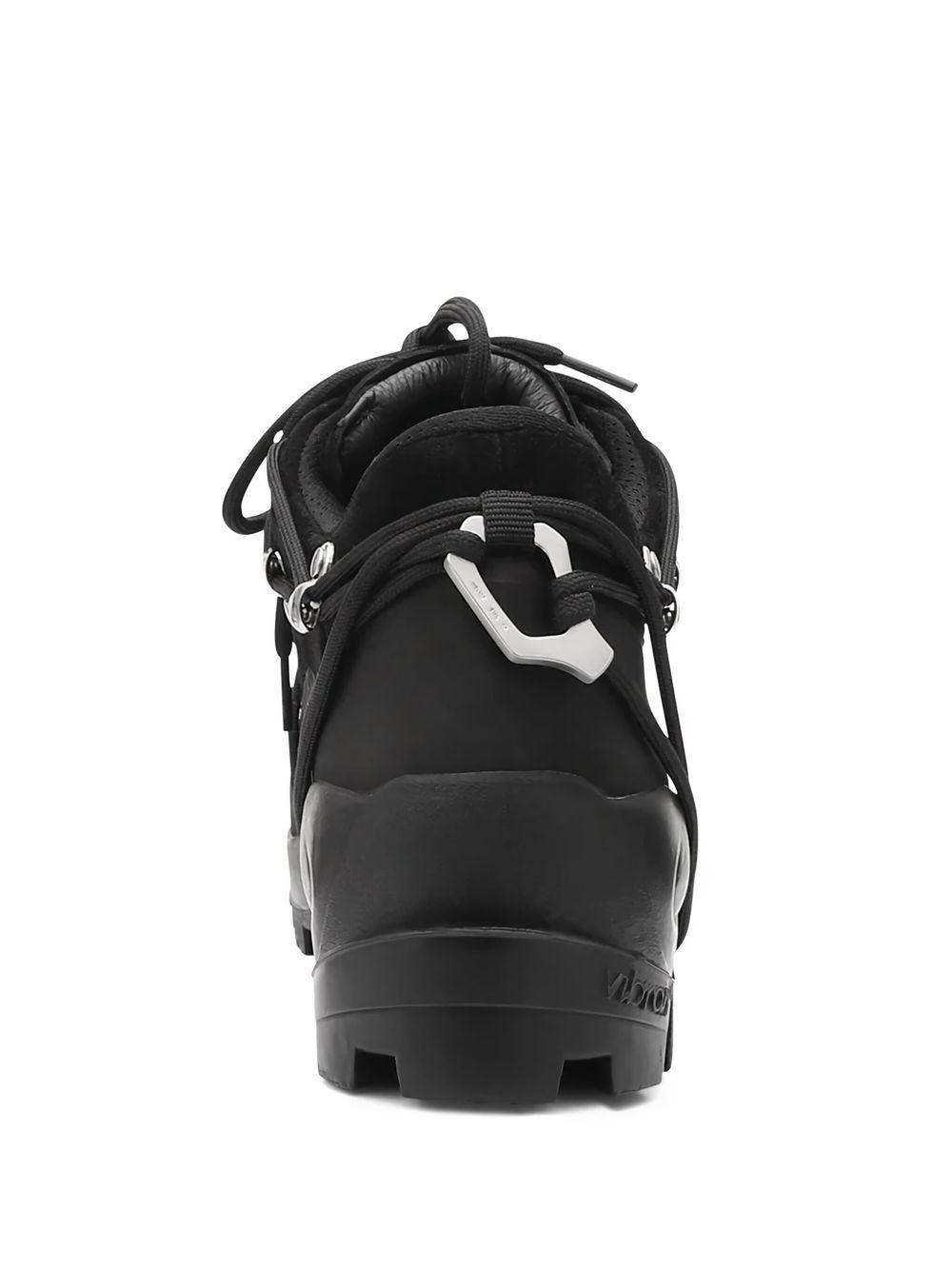 low hiking boots Product Image