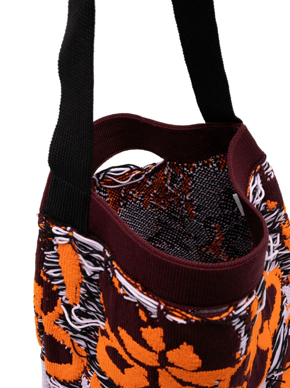 knitted floral tote bag Product Image