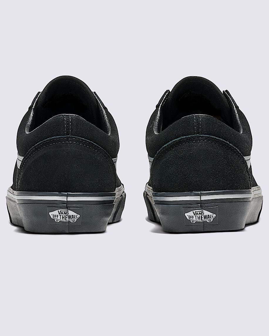 Old Skool Suede Shoe in Black| Vans US Product Image