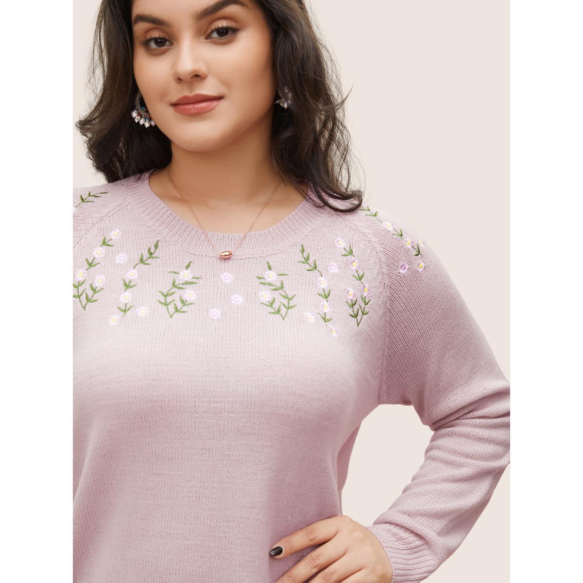 Plus Size Floral Embroidered Crew Neck Raglan Sleeve Pullover Lilac Women Elegant Long Sleeve Round Neck Everyday Pullovers BloomChic 28/5X Product Image