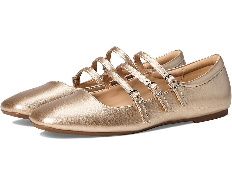 Carrie Flat Product Image