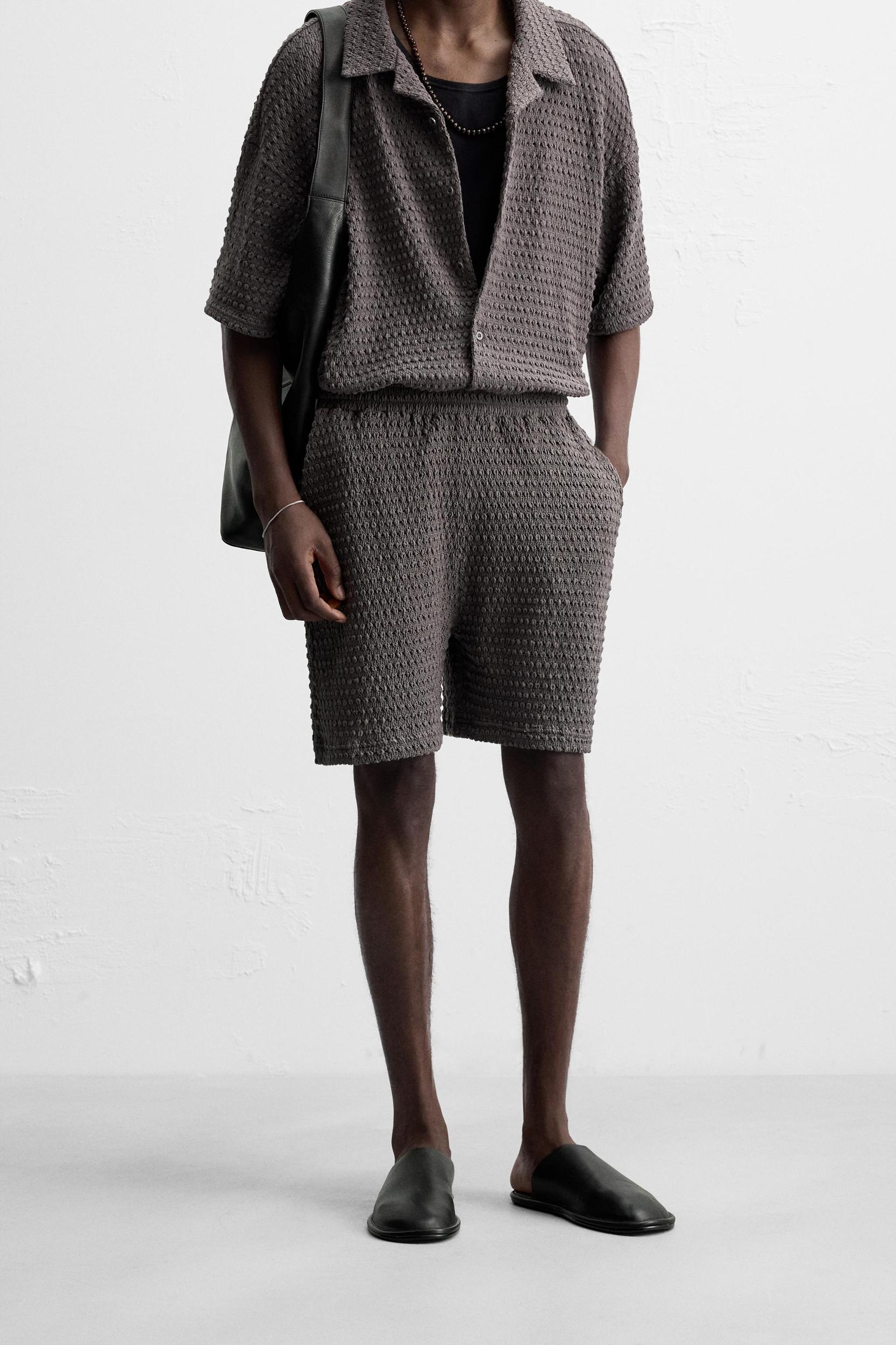 IRREGULAR TEXTURED BERMUDA SHORTS Product Image