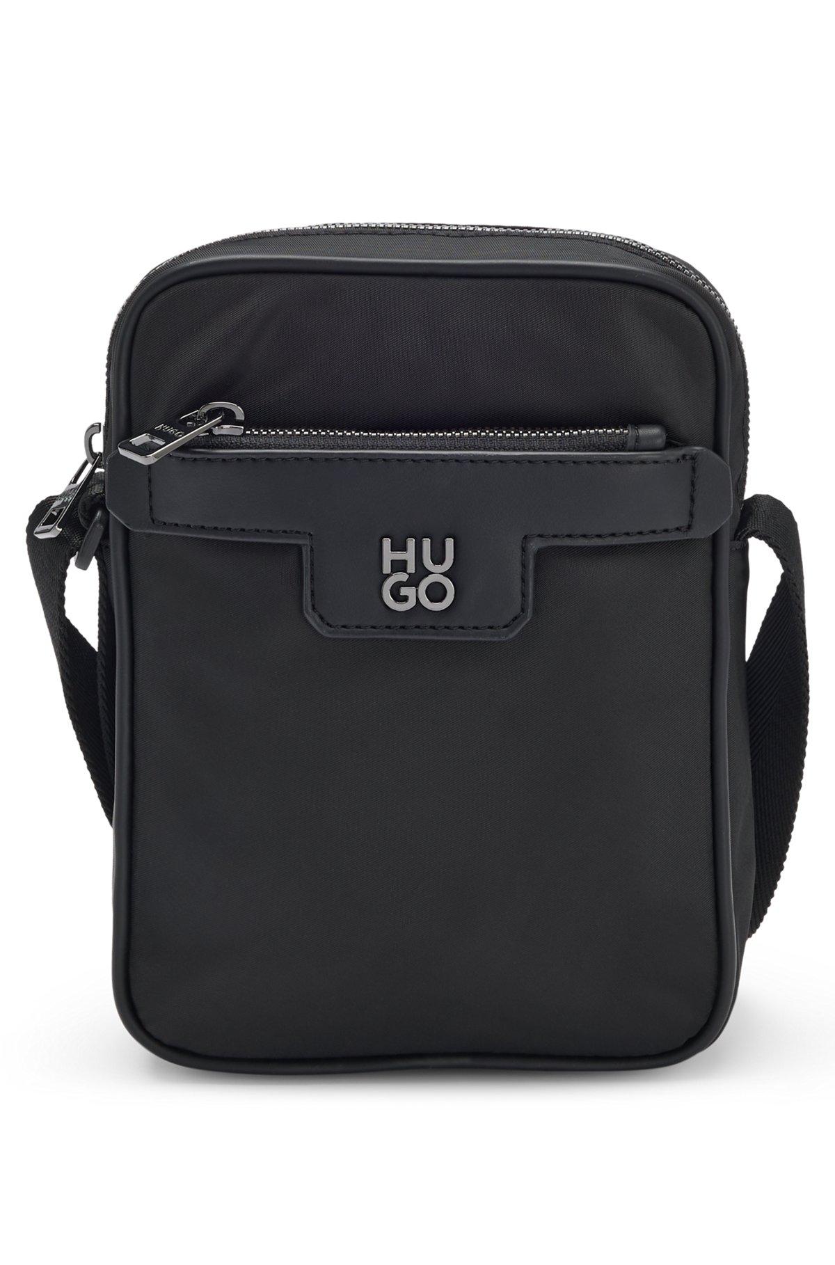 Reporter bag in structured twill with metallic stacked logo Product Image