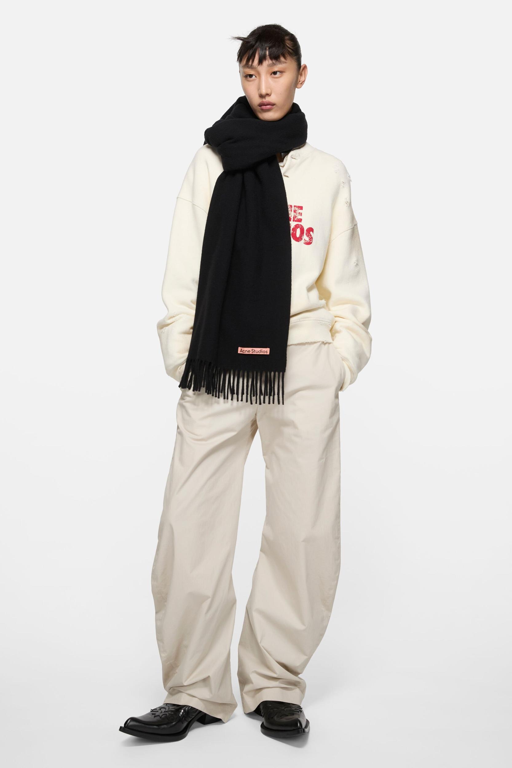Fringe wool scarf - oversized Product Image