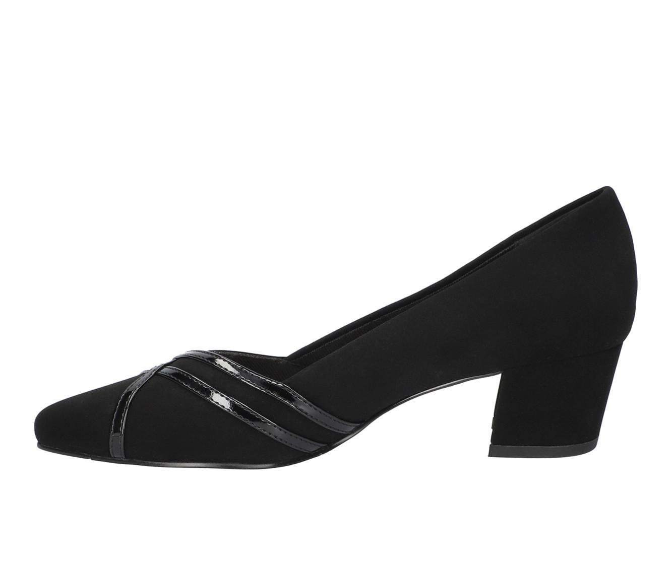Women's Easy Street Lotus Pumps Product Image