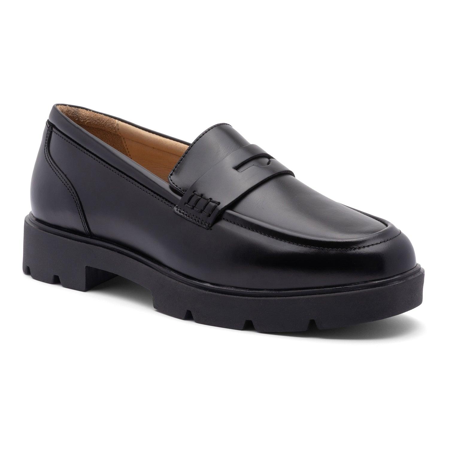 Boulevard Loafer Female Product Image