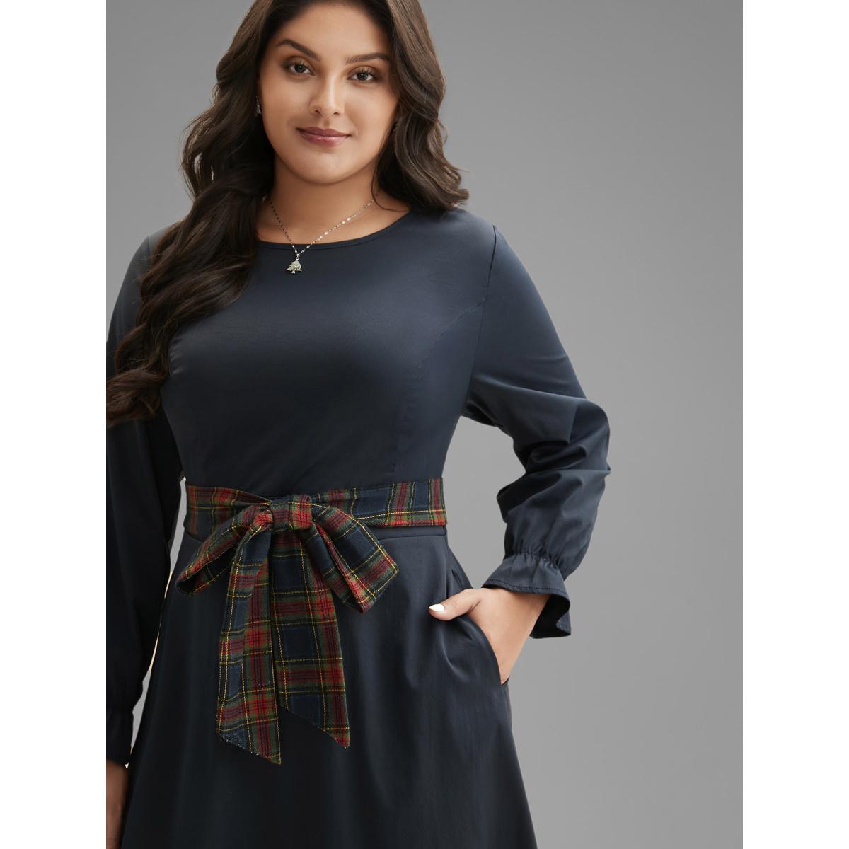 Plus Size Festive Plaid Tie Knot Ruched Midi Dress Indigo Women Casual Tie knot Party Curvy Bloomchic 22-24/3X Product Image