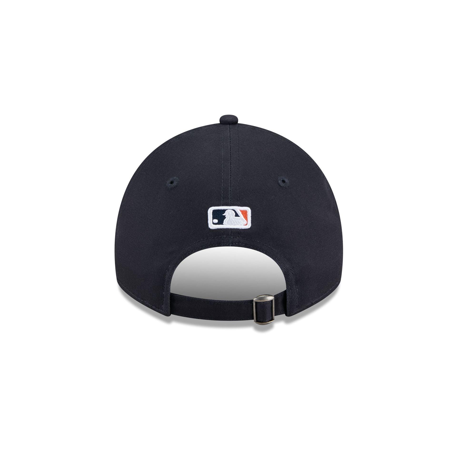 OVO x Connecticut Sun 9TWENTY Adjustable Hat Male Product Image