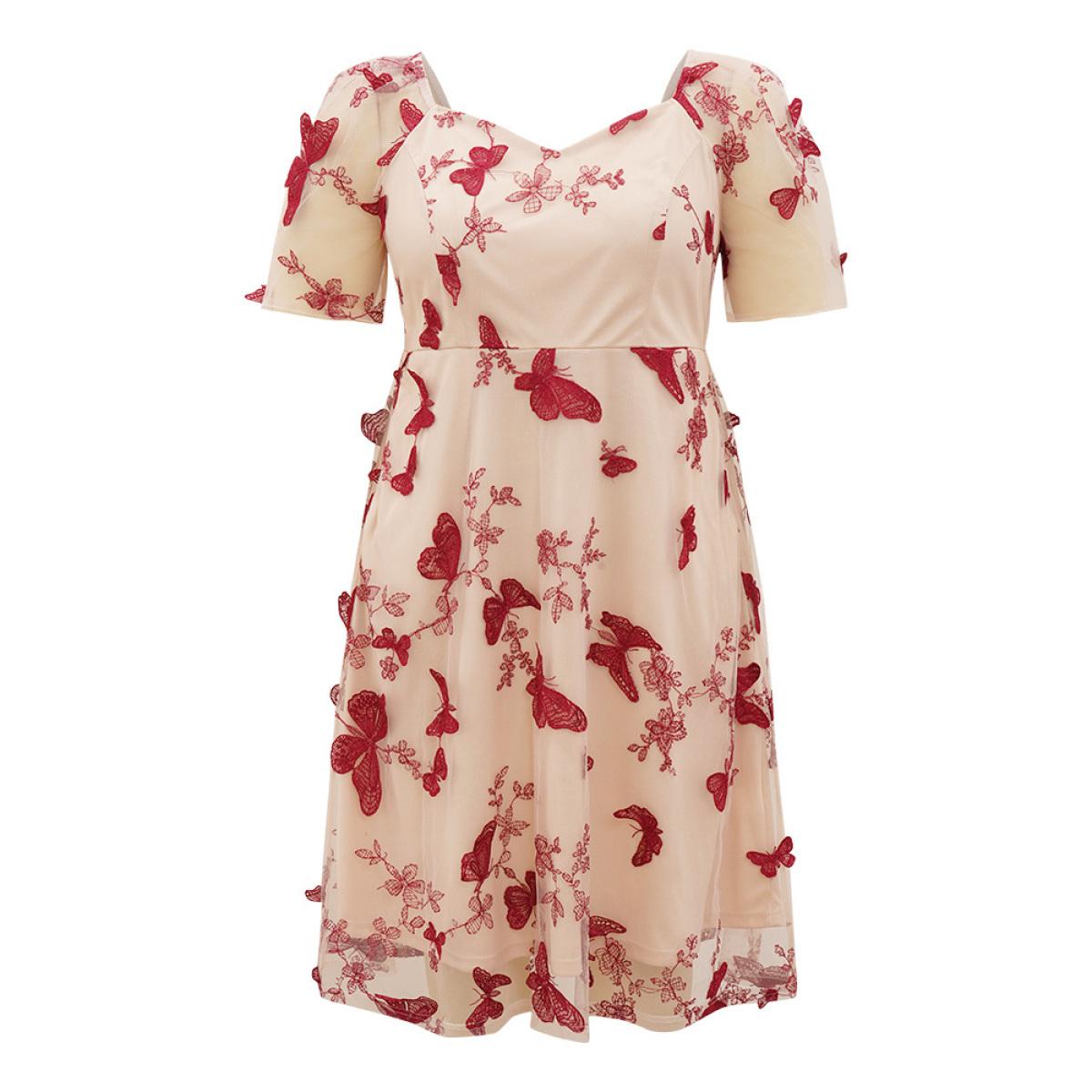 Plus Size Silhouette Floral Print Mesh Puff Sleeve Dress Beige Women Elegant Lined V-neck Half Sleeve Curvy Midi Dress BloomChic 18-20/2X Product Image