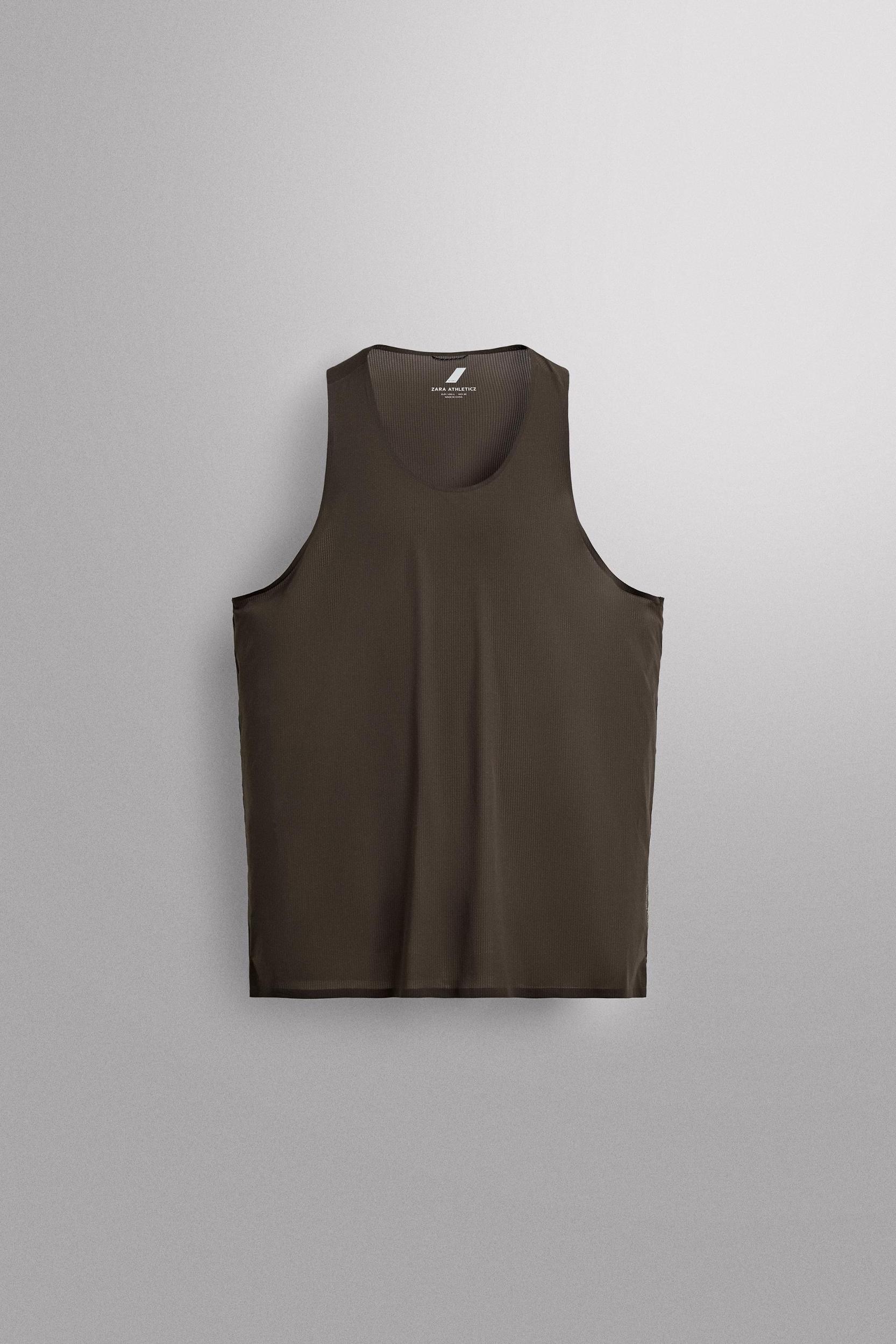 LIGHTWEIGHT TECHNICAL TANK TOP Product Image
