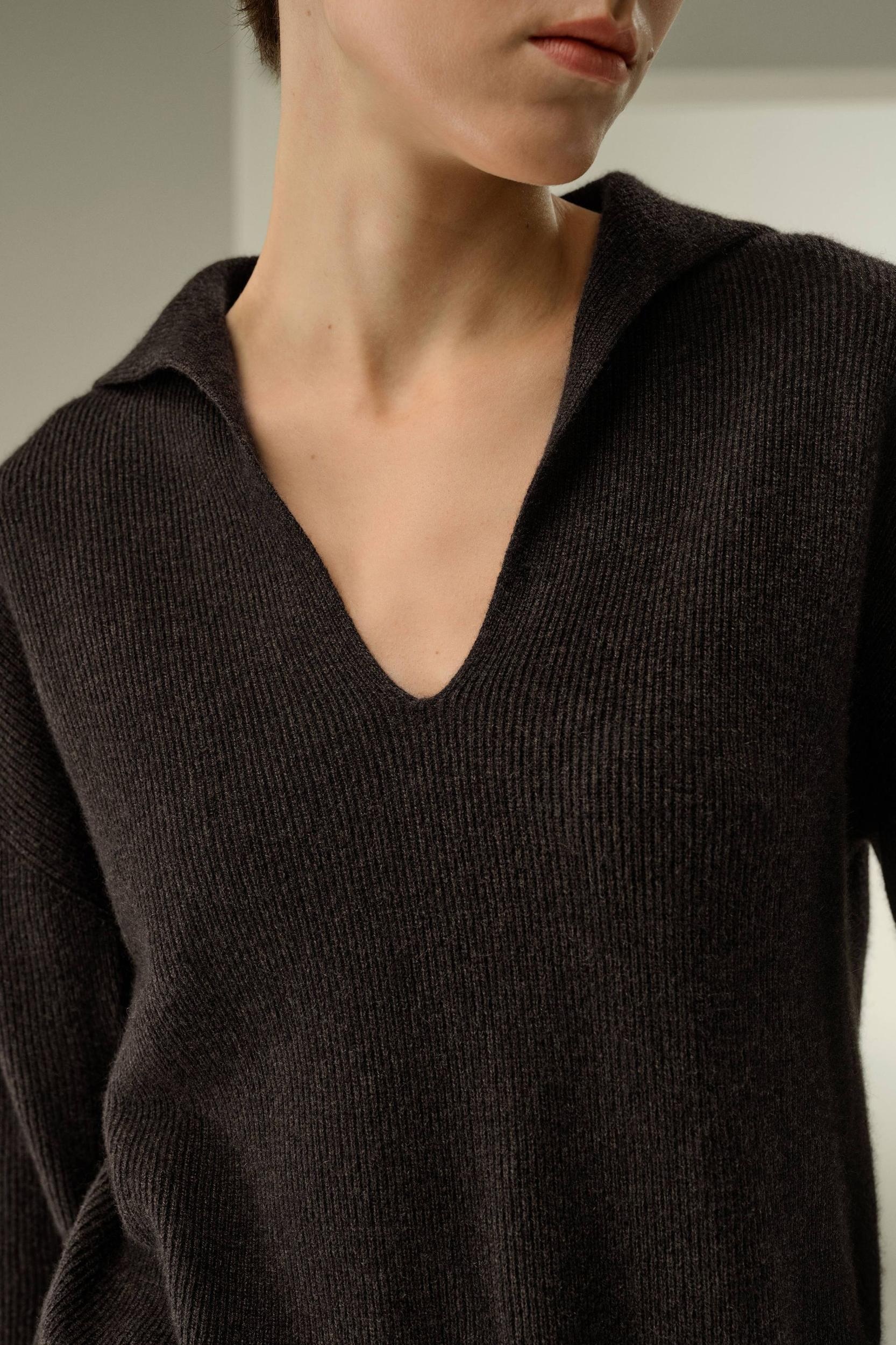 Ribbed Cashmere Polo Sweater Product Image