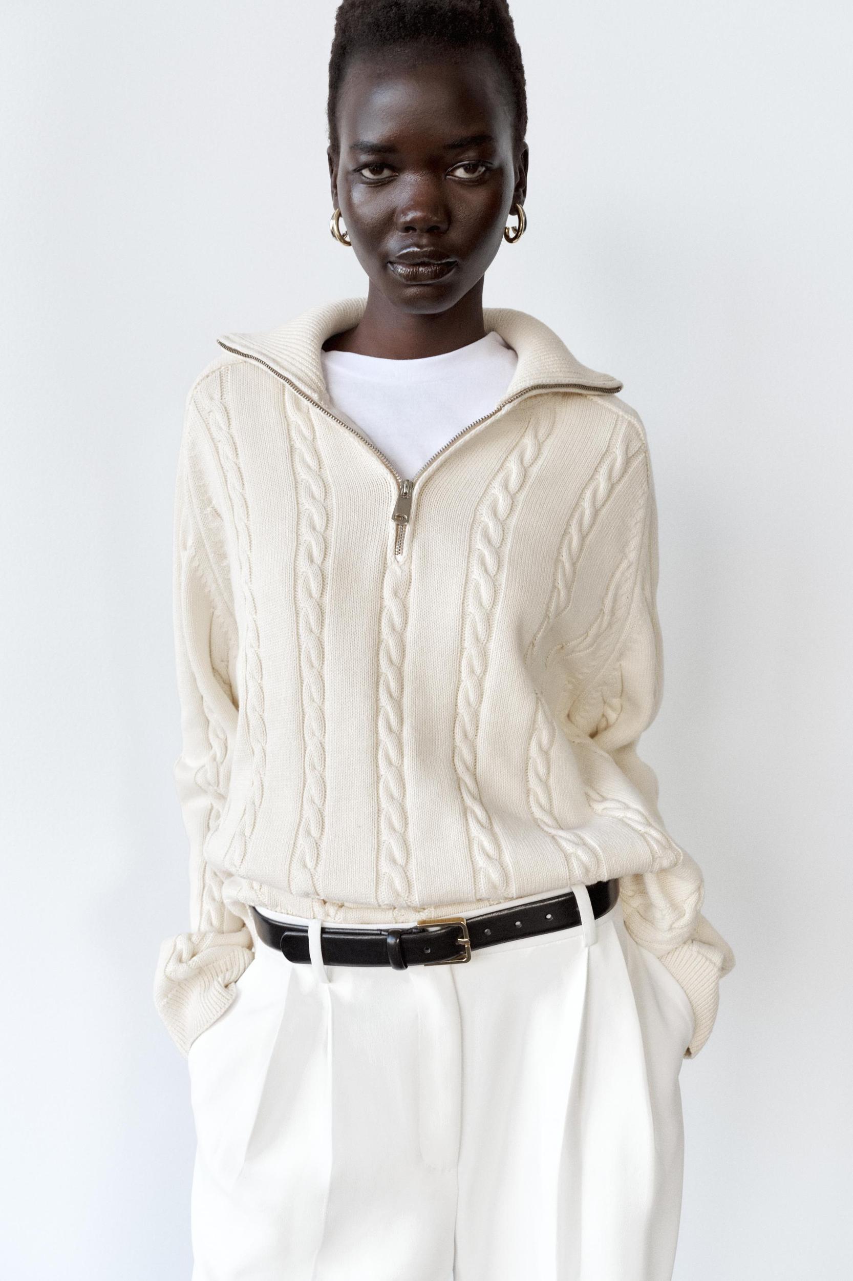 WIDE LEG PANTS WITH DARTS Product Image