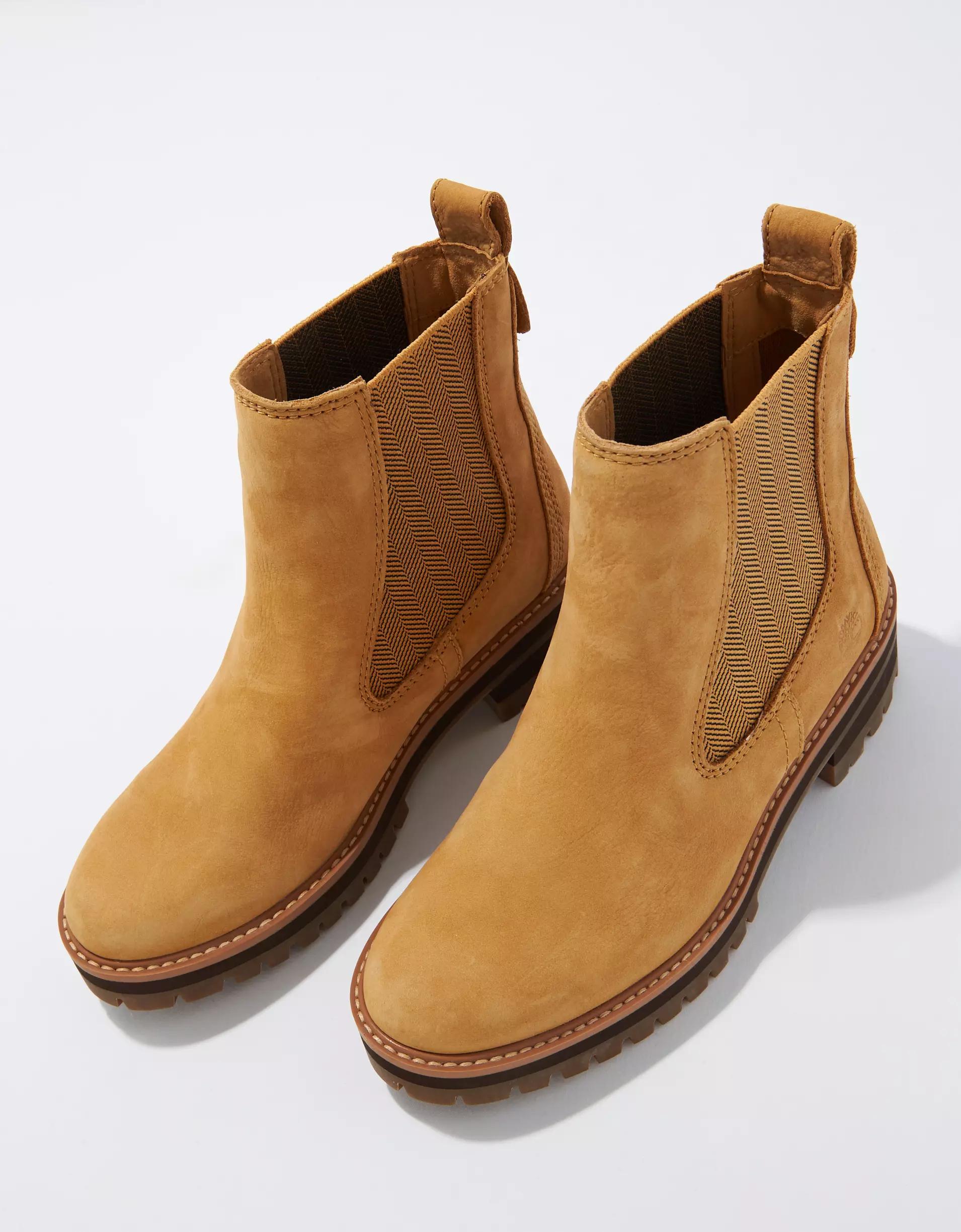 Timberland Women's Courmayeur Valley Chelsea Boot Product Image