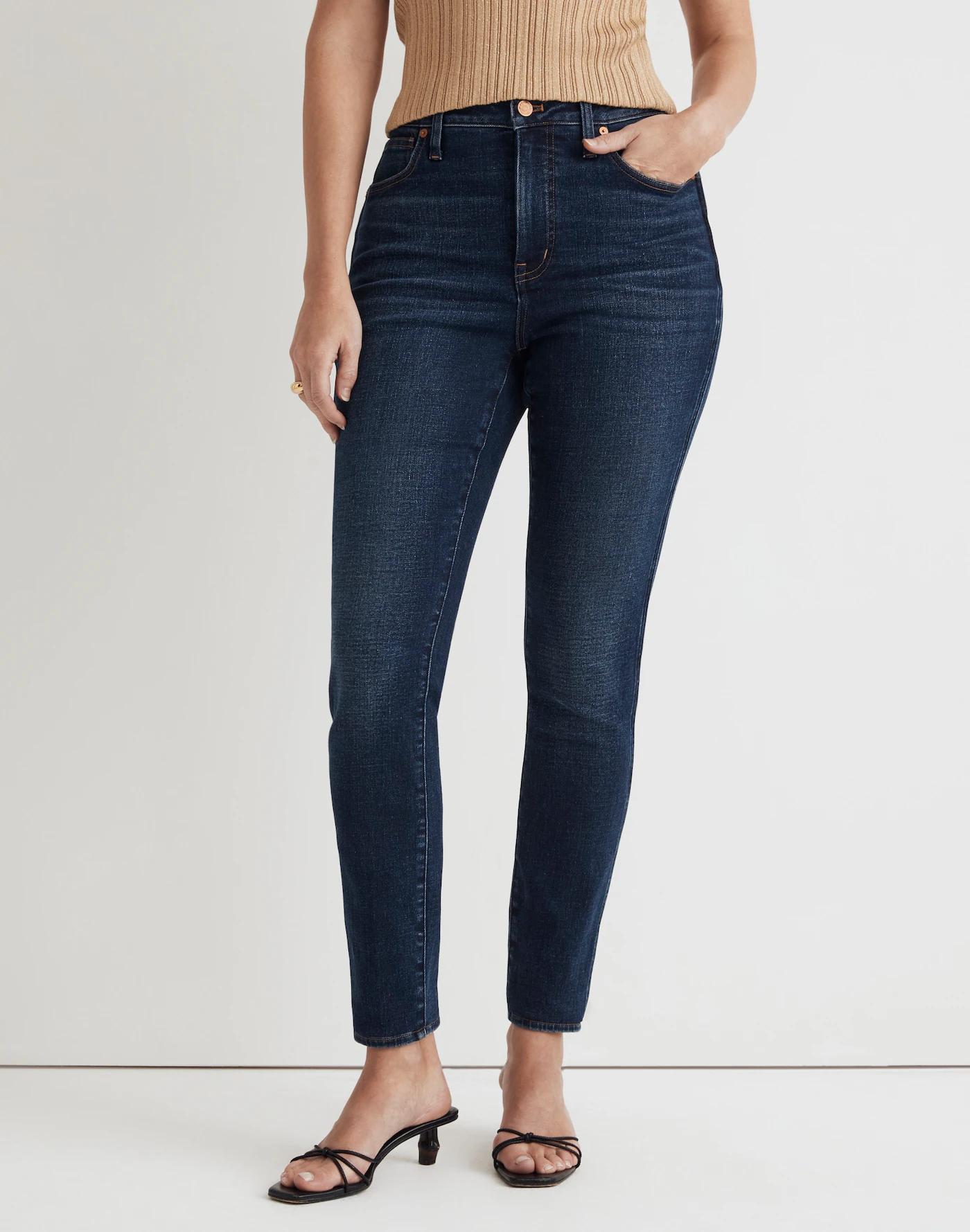 Curvy 10" High-Rise Skinny Jeans Product Image