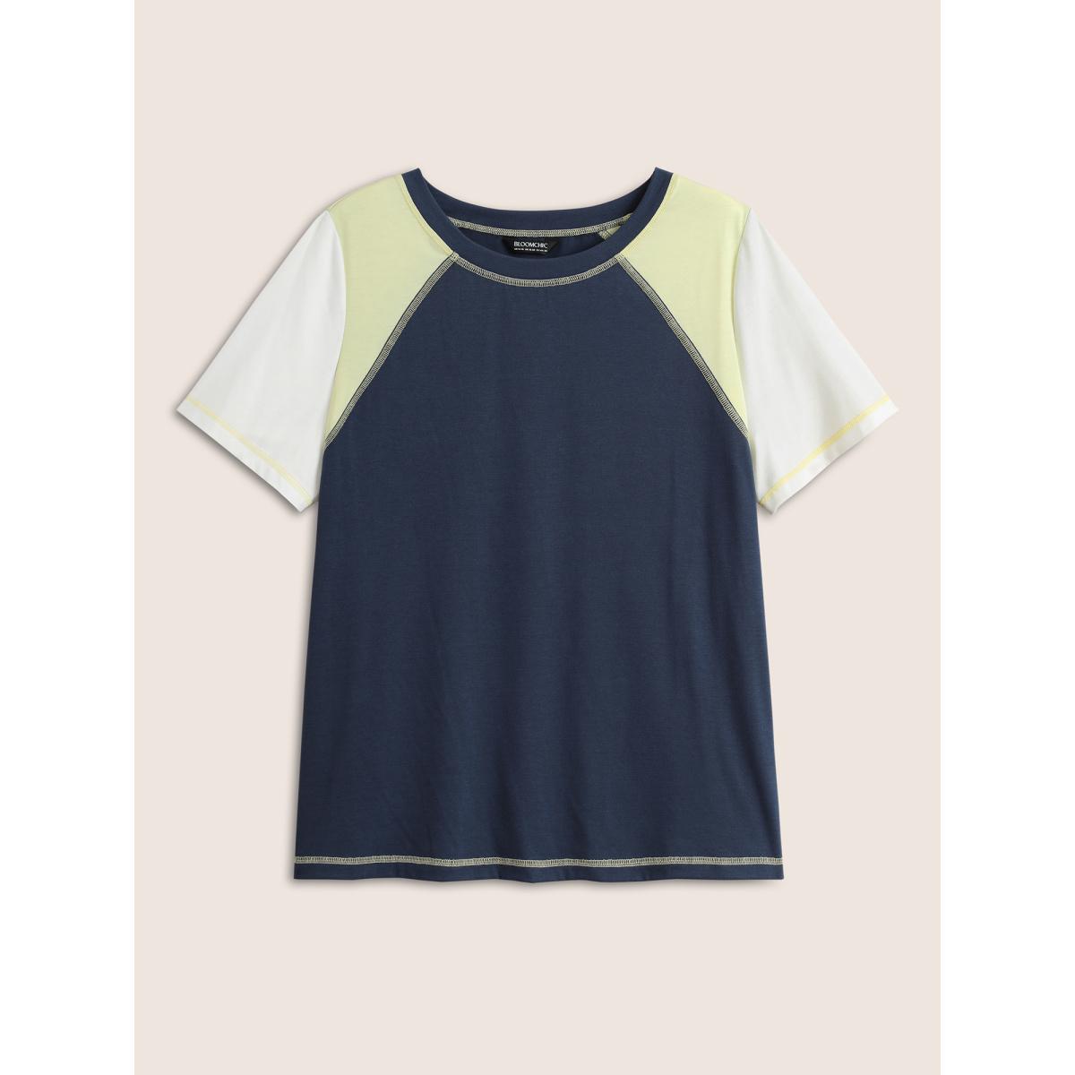 Plus Size Round Neck Contrast Patchwork Quilted T-shirt Navy Women Casual Contrast Round Neck Everyday T-shirts BloomChic 18-20/2X Product Image