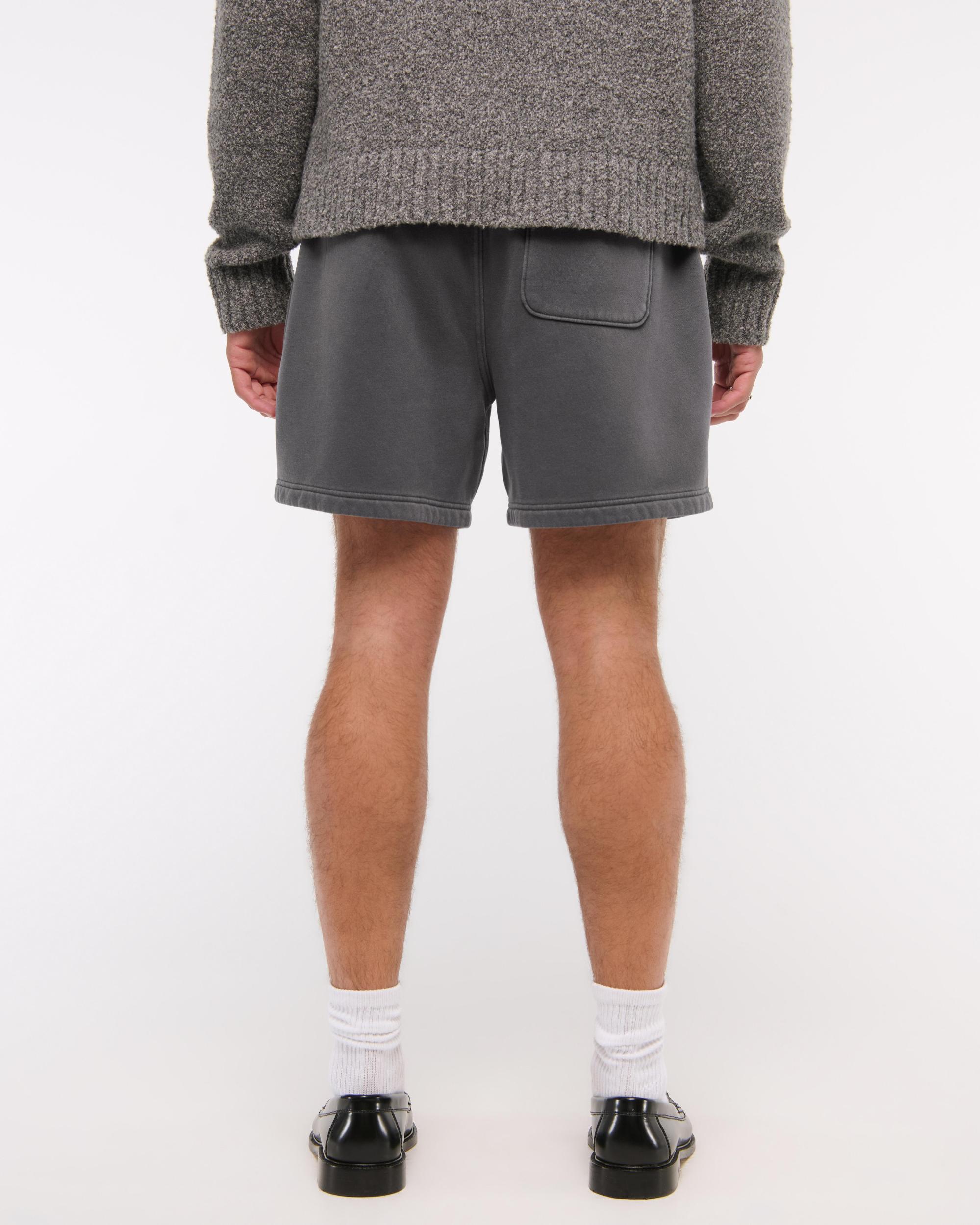 Essential Short Product Image