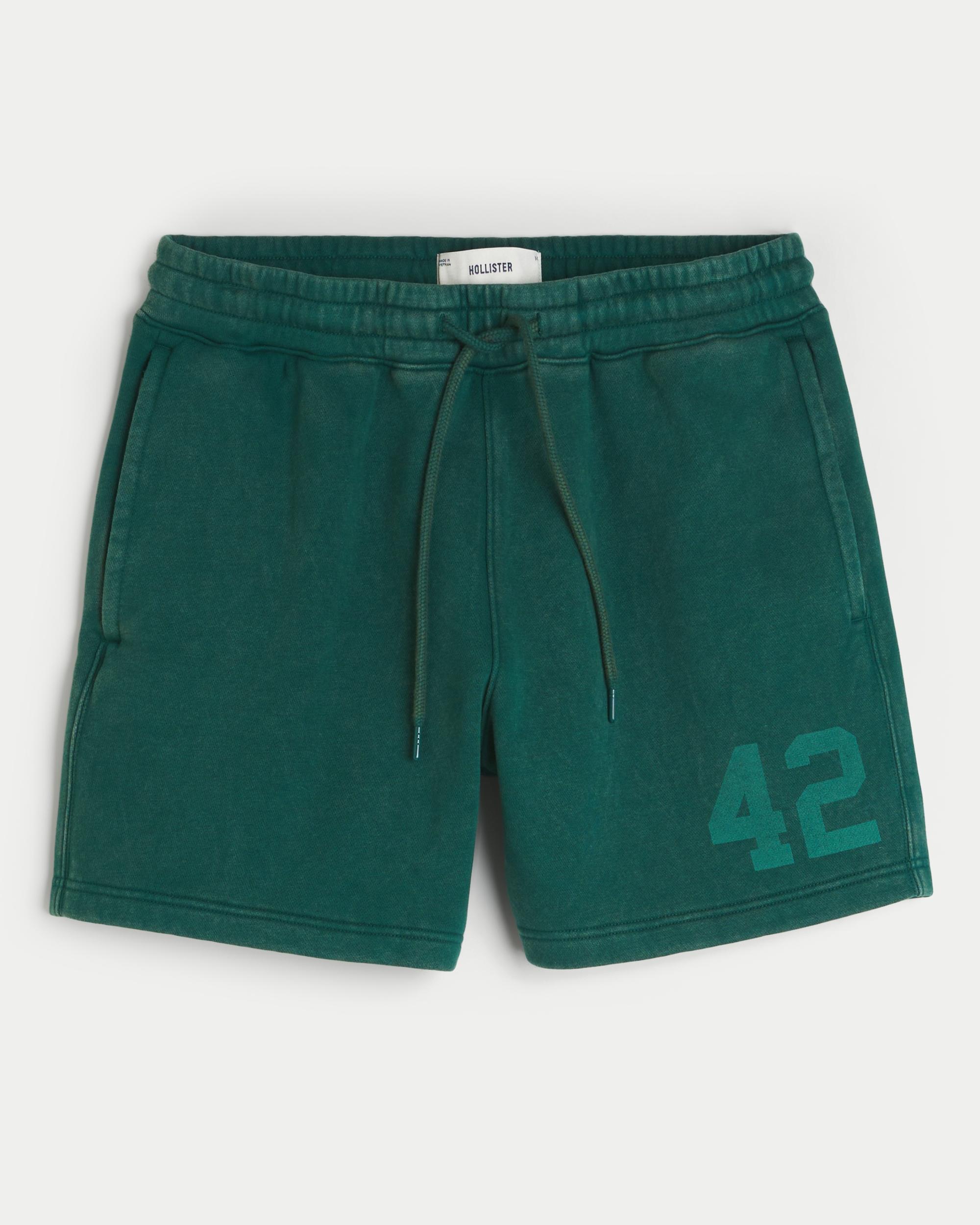Mid-Thigh Loose Fleece Shorts Product Image