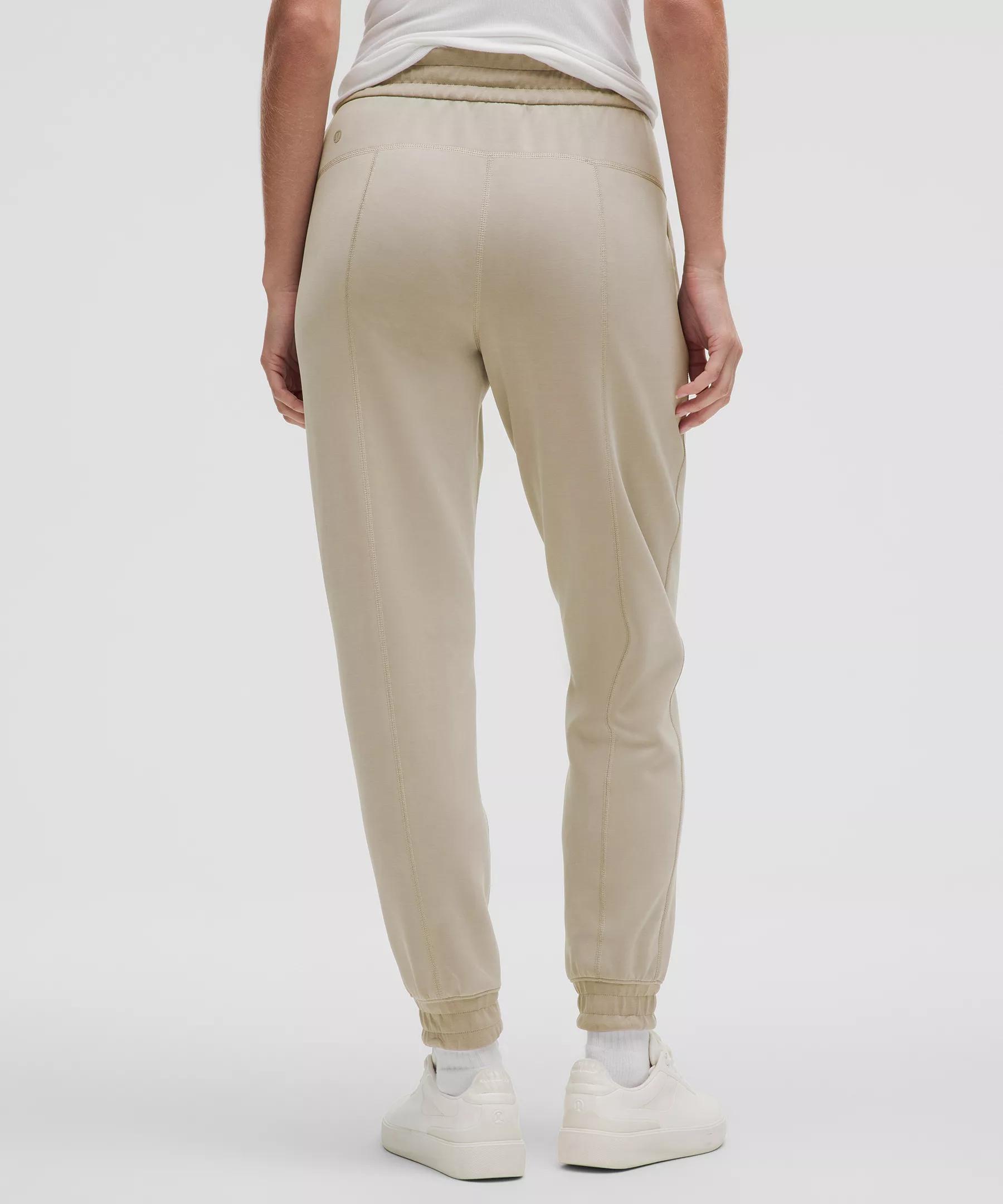 Brushed Softstreme High-Rise Jogger Product Image