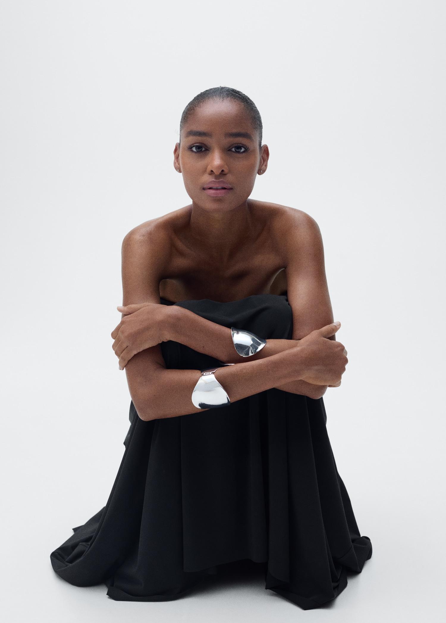 Long gathered skirt - Women | MANGO USA Product Image