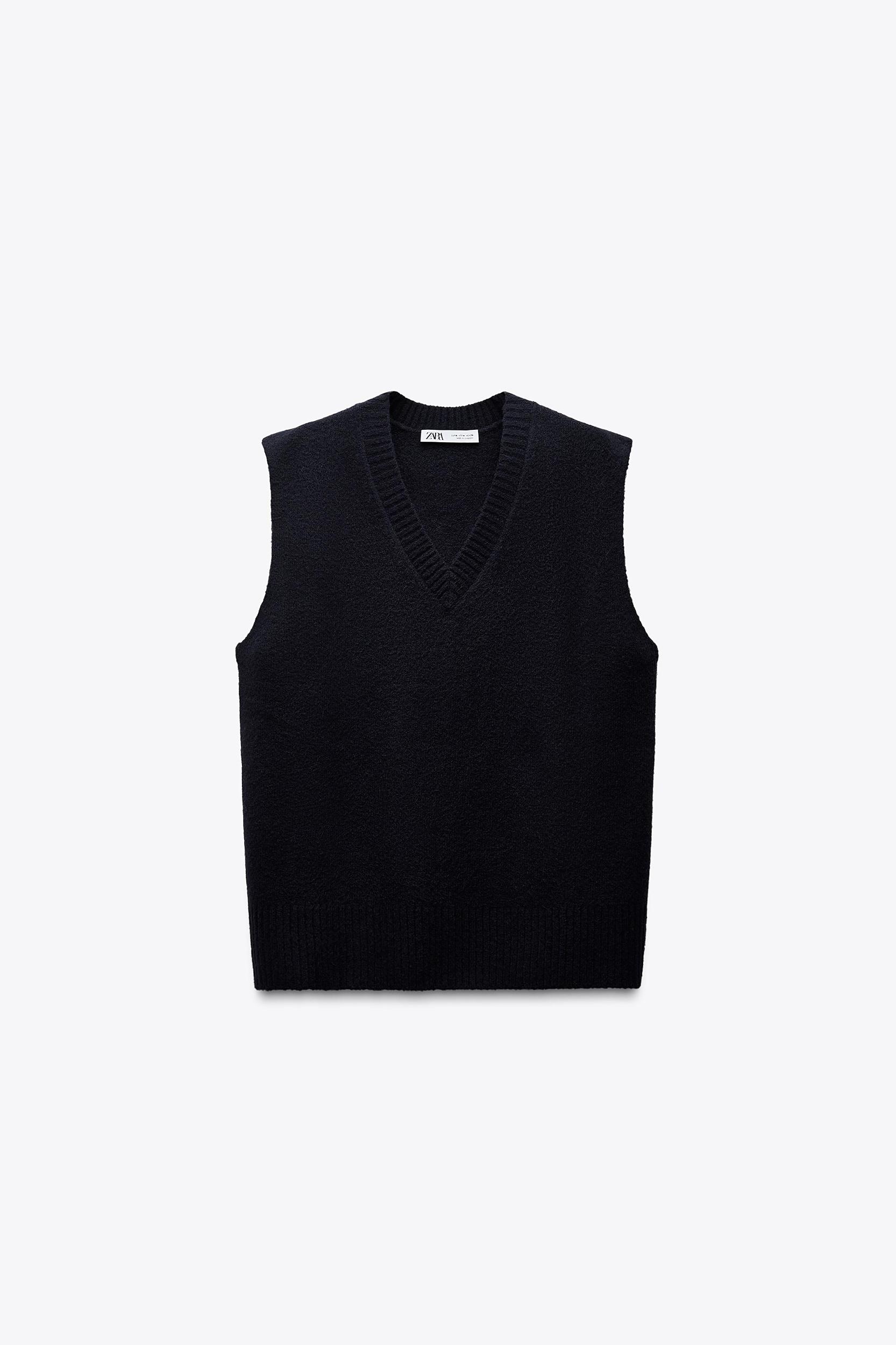 SMOOTH KNIT VEST TOP Product Image