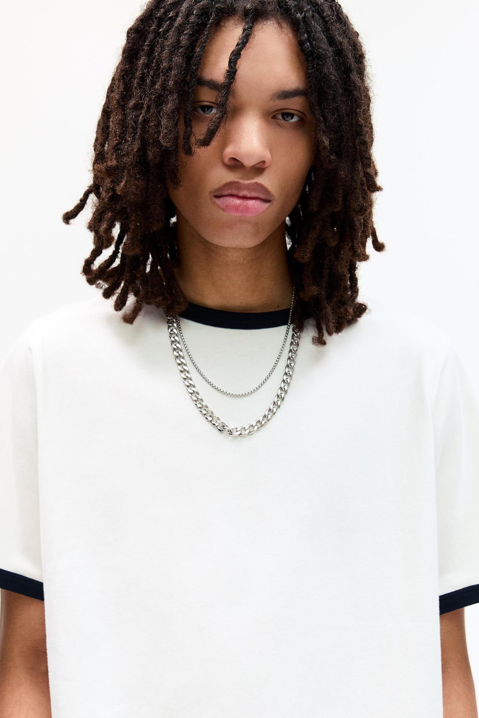 T-shirt with contrast ribbed trims Product Image