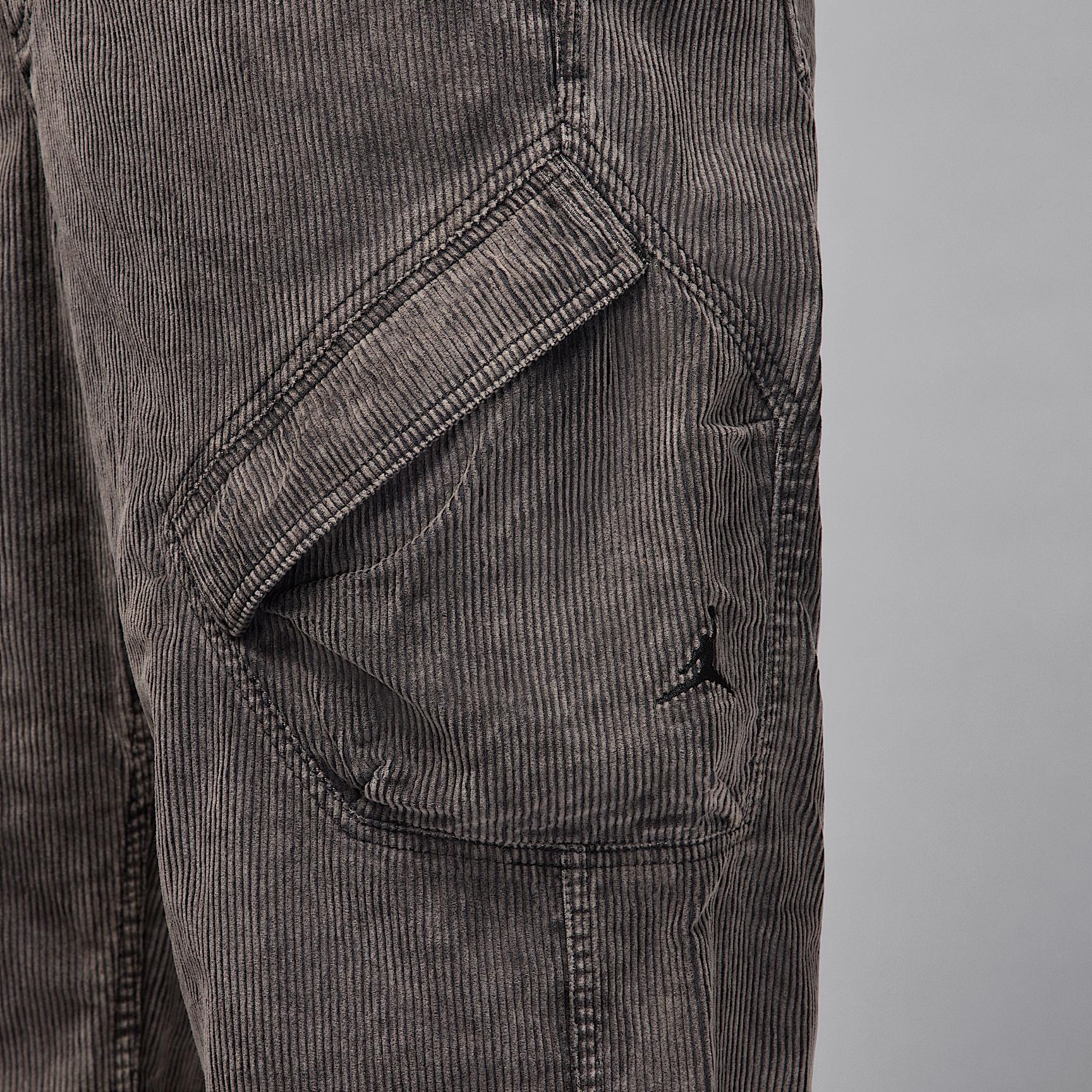 Mens Jordan Flight Chicago Corduroy Pants | HV0526-010 Product Image