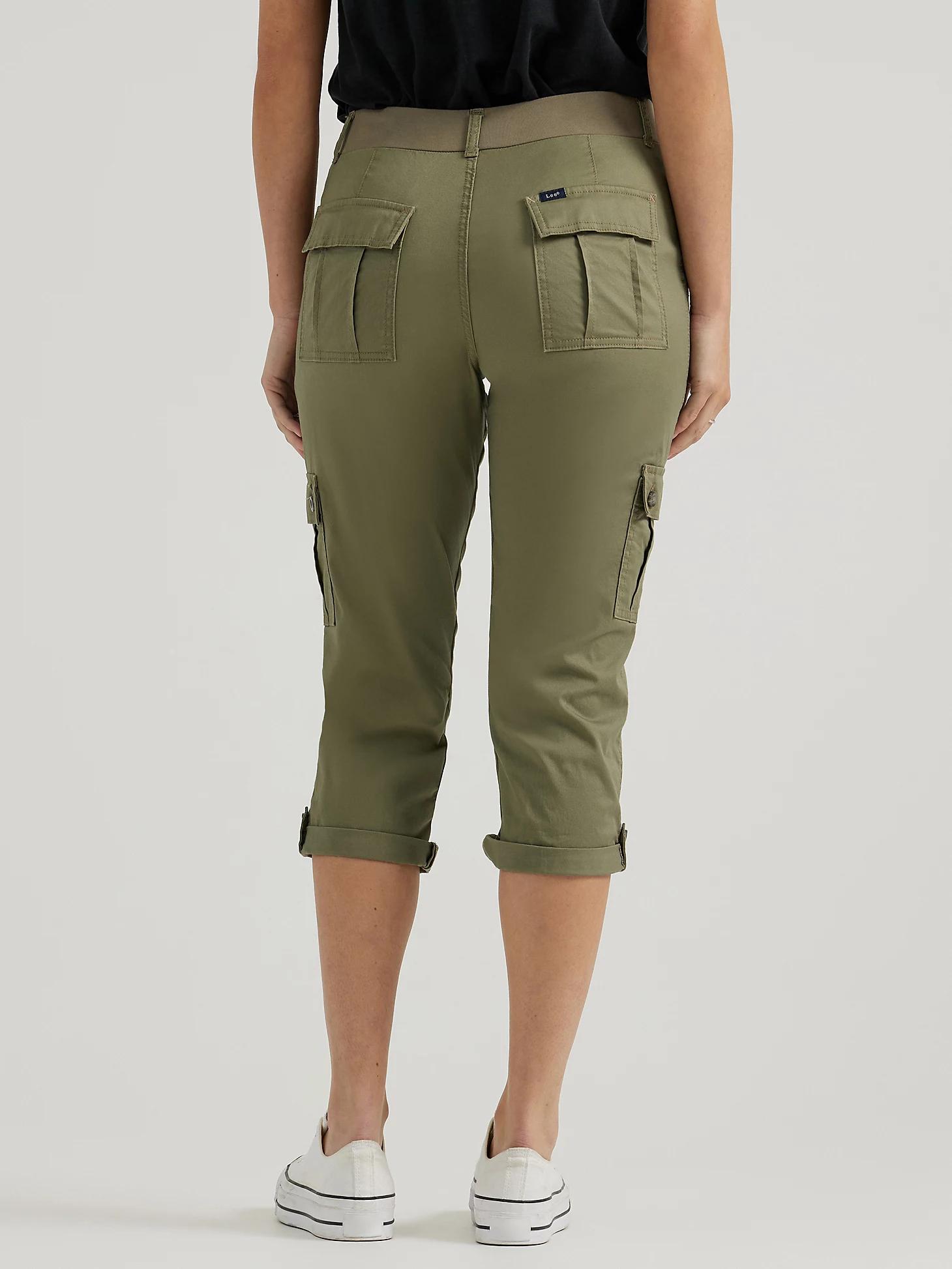 Women's Ultra Lux Comfort with Flex-to-Go Relaxed Fit Cargo Capri | Women's Capris & Crops | Lee® Product Image