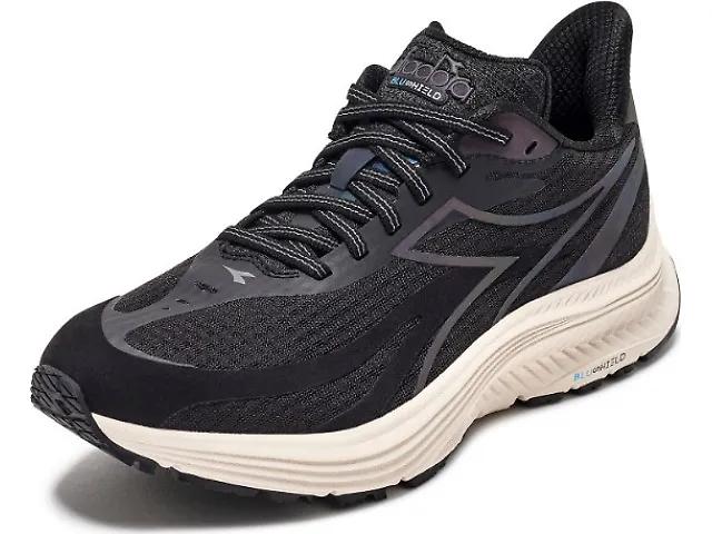 Women's | Diadora Mythos Blushield Vortice 9 Hip Product Image