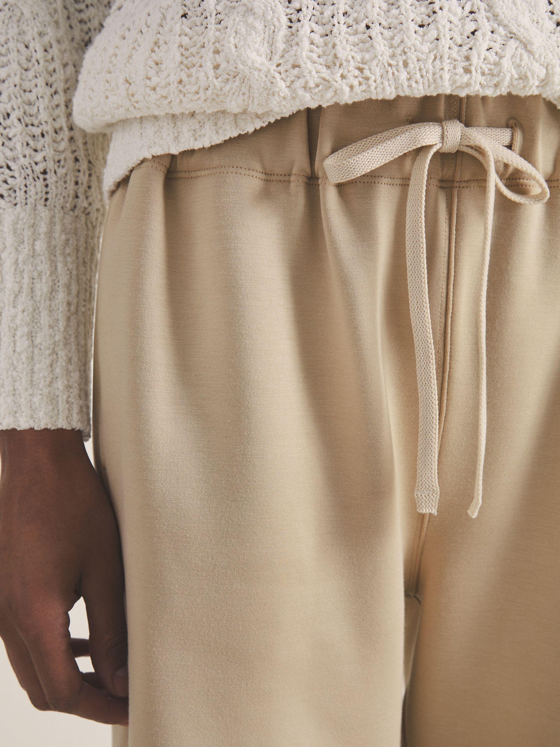 Reiss | Les 100 Ciels Jersey Shorts in Sage Product Image