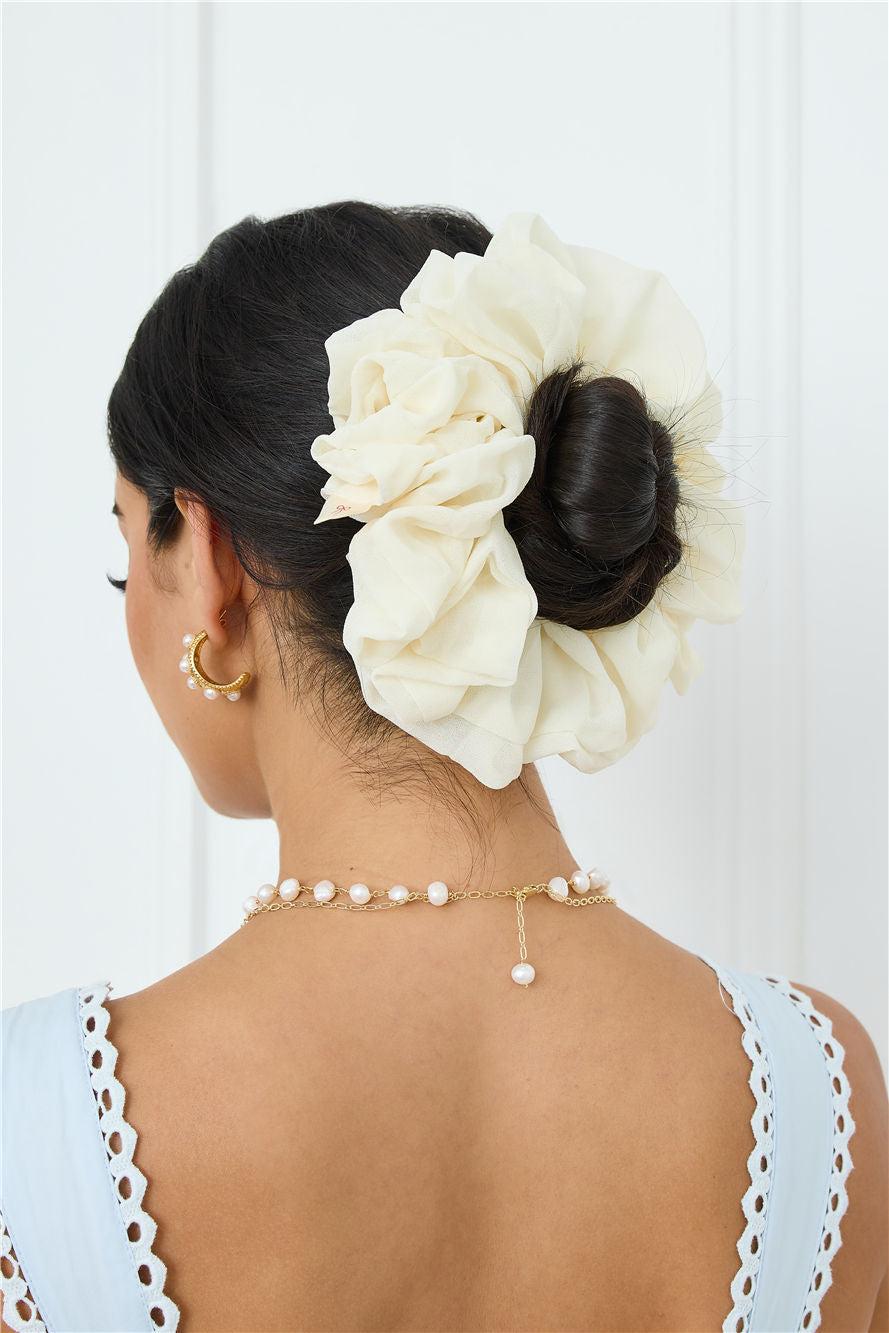 Jumbo Scrunchie Ivory Product Image