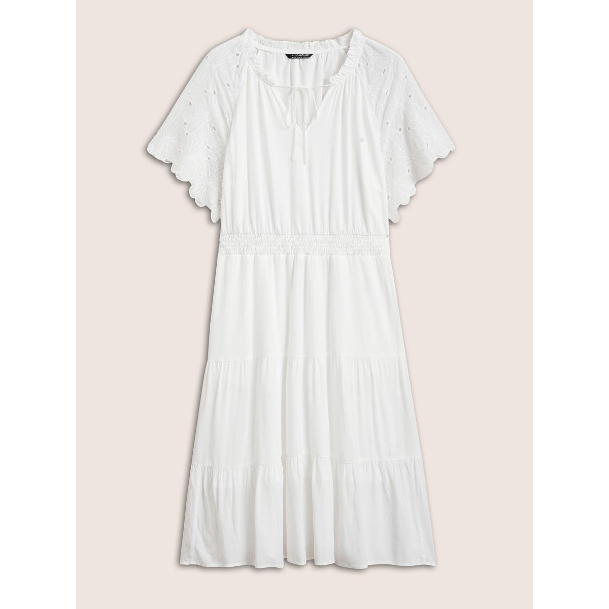 Plus Size Notched Collar Raglan Sleeve Ruffle Layered Hem Dress White Women Resort Tie knot Notched collar Short sleeve Curvy Midi Dress BloomChic 26/4X Product Image