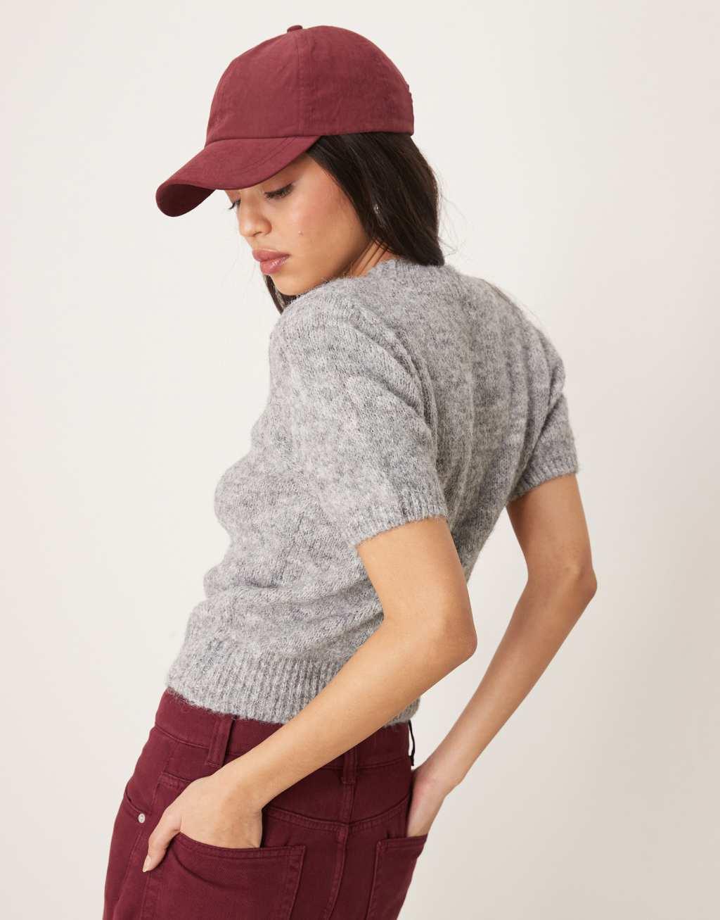 Gina Tricot fluffy knitted short sleeve sweater in gray melange Product Image