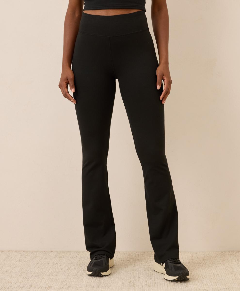 Womens On the Go-To Bootcut Legging H2 Product Image