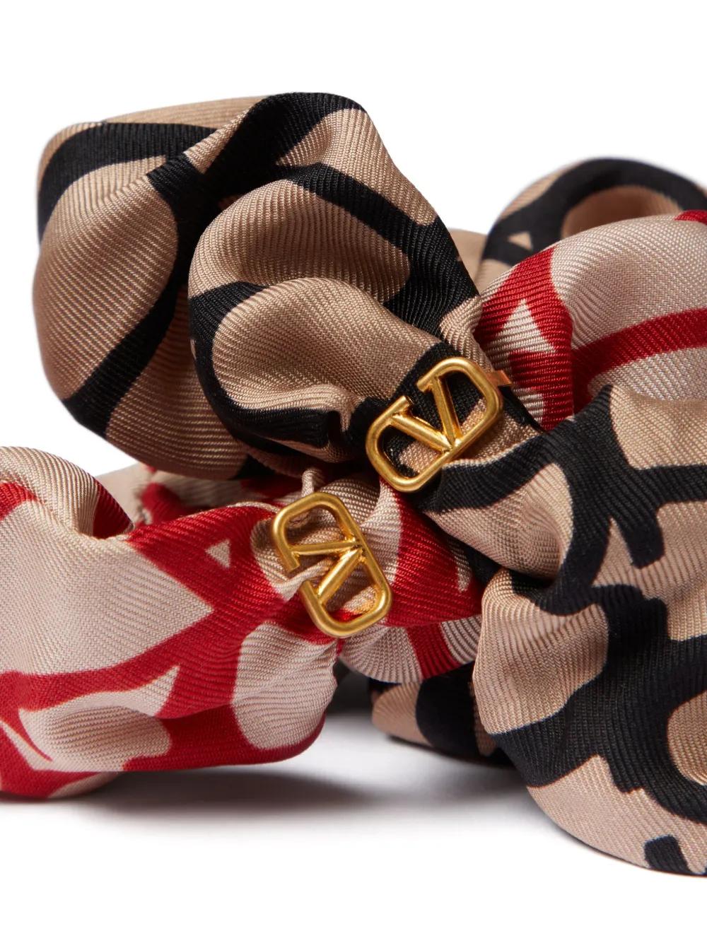 Toile Iconographe silk scrunchies (set of two) Product Image