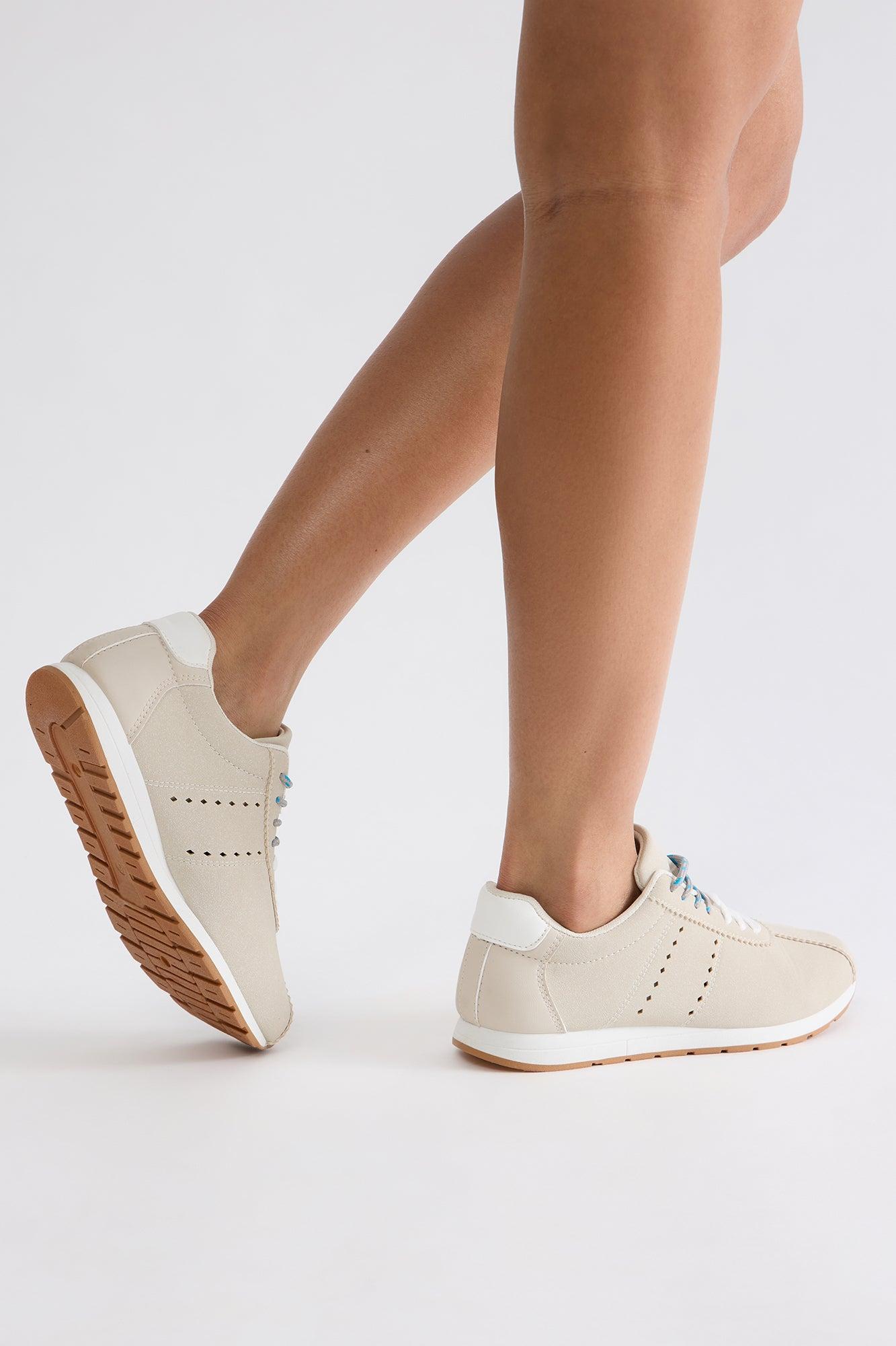 Brody Lace Up Sneakers - Grey Product Image