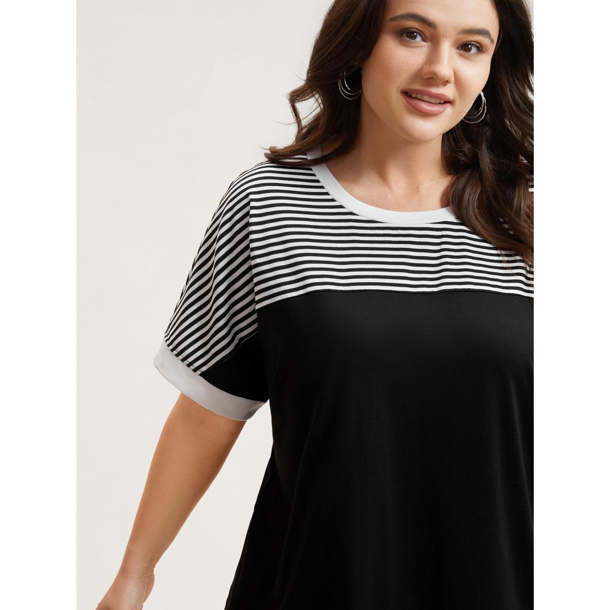 Plus Size Solid and Striped Contrast Hem T-Shirt Black Women Leisure Contrast Round Neck Casual T-shirts BloomChic 30/6X Product Image