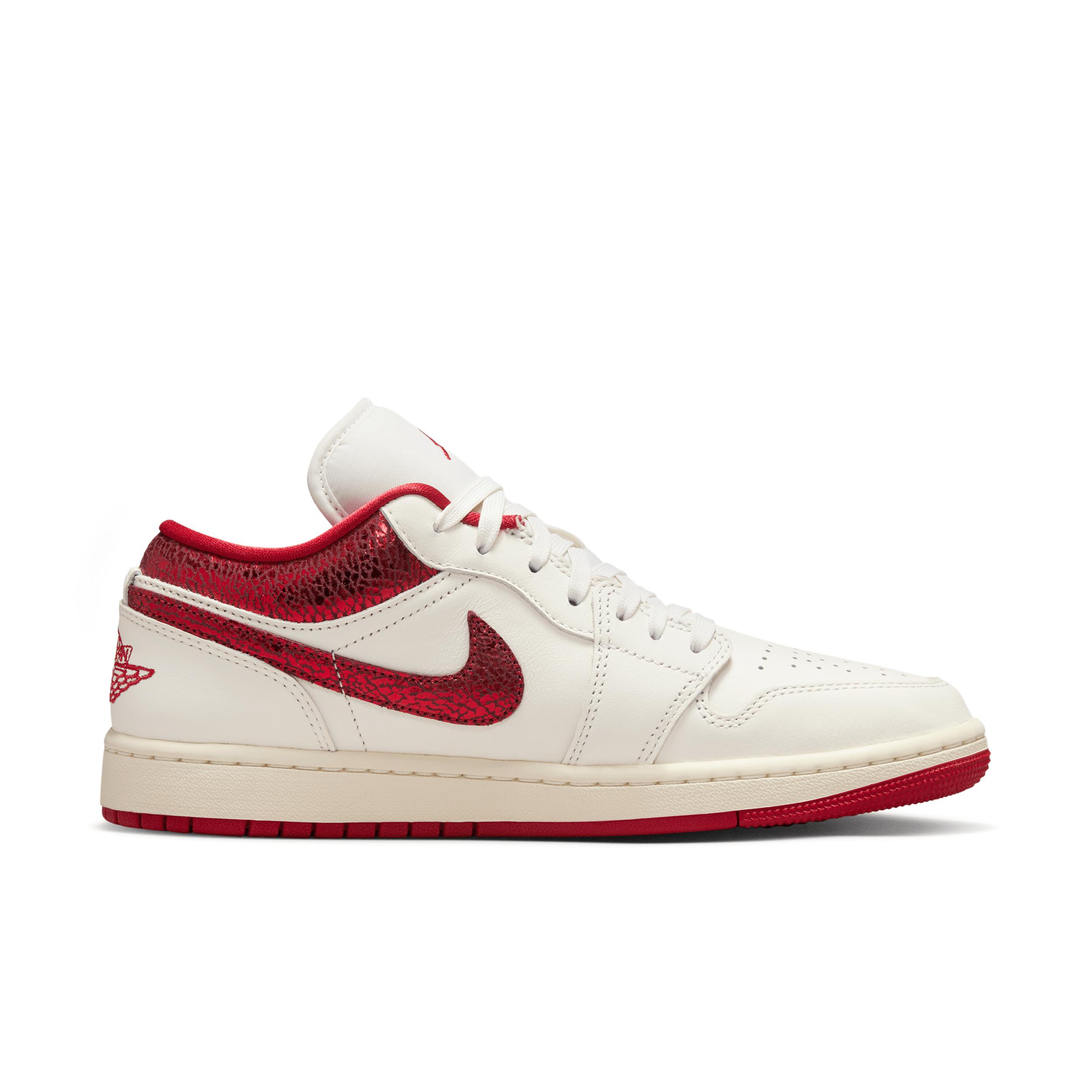 Women's Air Jordan 1 Low SE Shoes Product Image