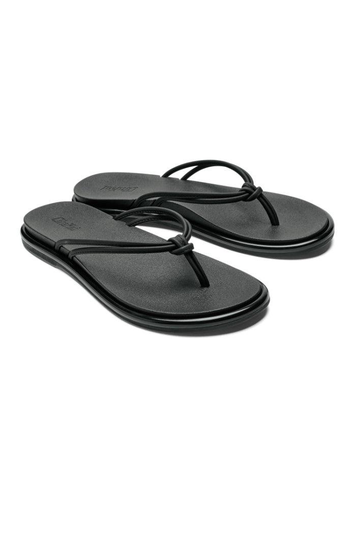 Olukai 'Aka Women's Sandal Product Image