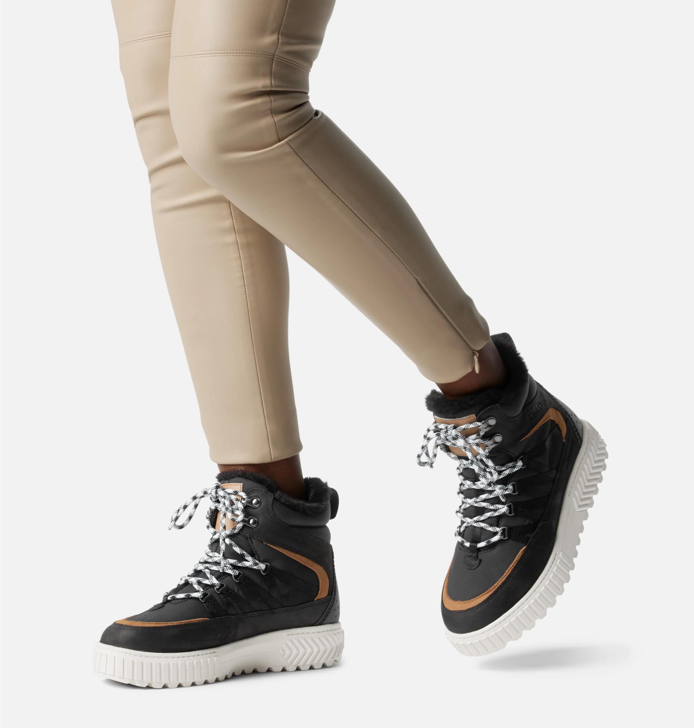 ONA AVE™ Trek Women's Waterproof Boot Product Image