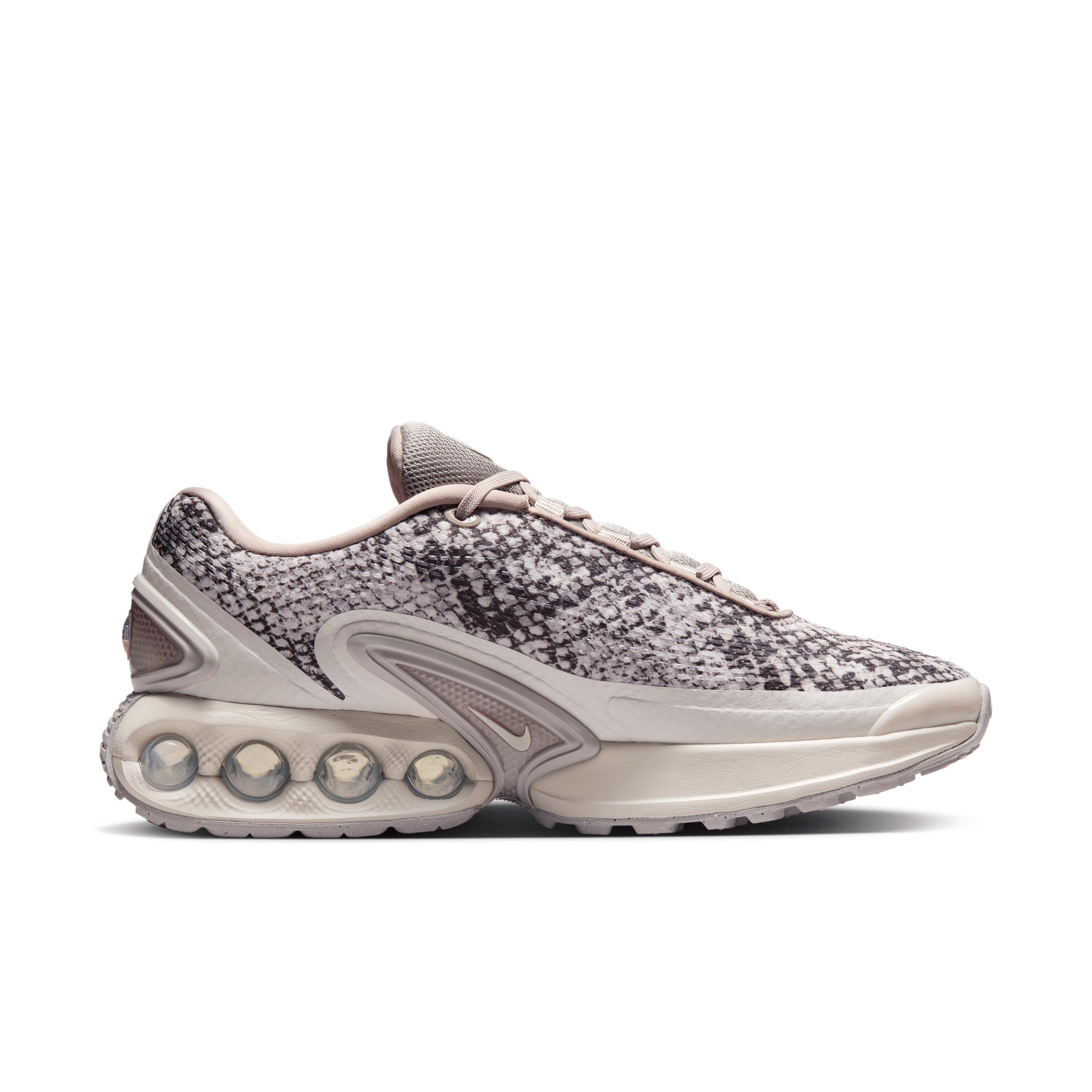 Nike Womens Air Max Dn Premium Shoes | HQ0013-001 Product Image