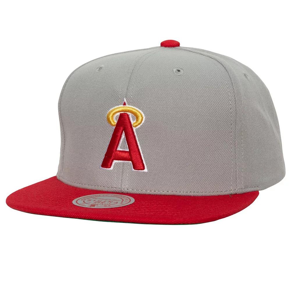 Men's Mitchell & Ness Gray California Angels 1989-1992 Cooperstown Collection Away Snapback Hat, Mlb Grey Product Image