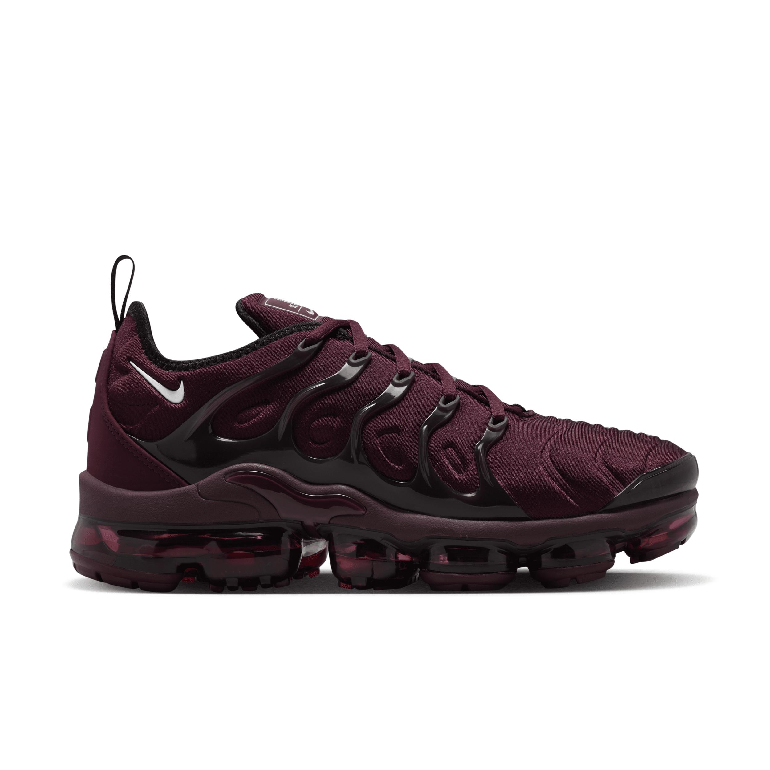 Nike Mens Air VaporMax Plus Shoes | FN6850-681 Product Image