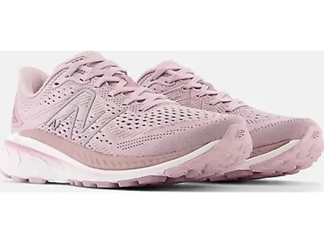Women's | New Balance Fresh Foam X 860 v13 Product Image