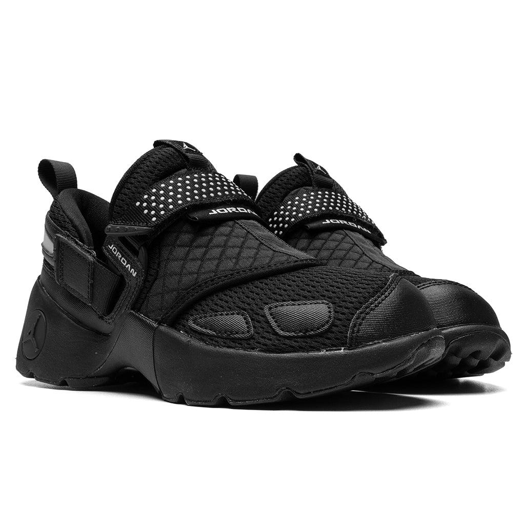 Women's Trunner LX - Black Female Product Image
