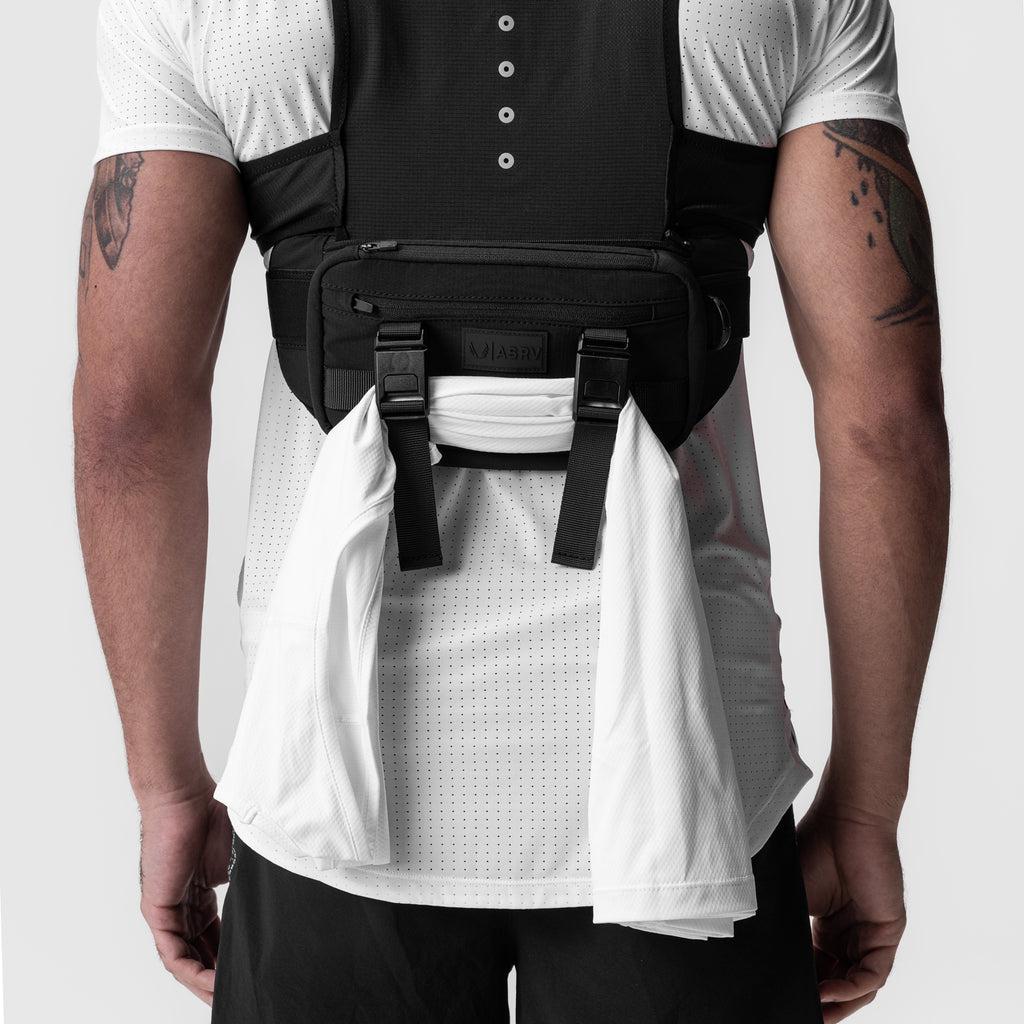 0899. 2-in-1 Packable Run Vest - Black Product Image