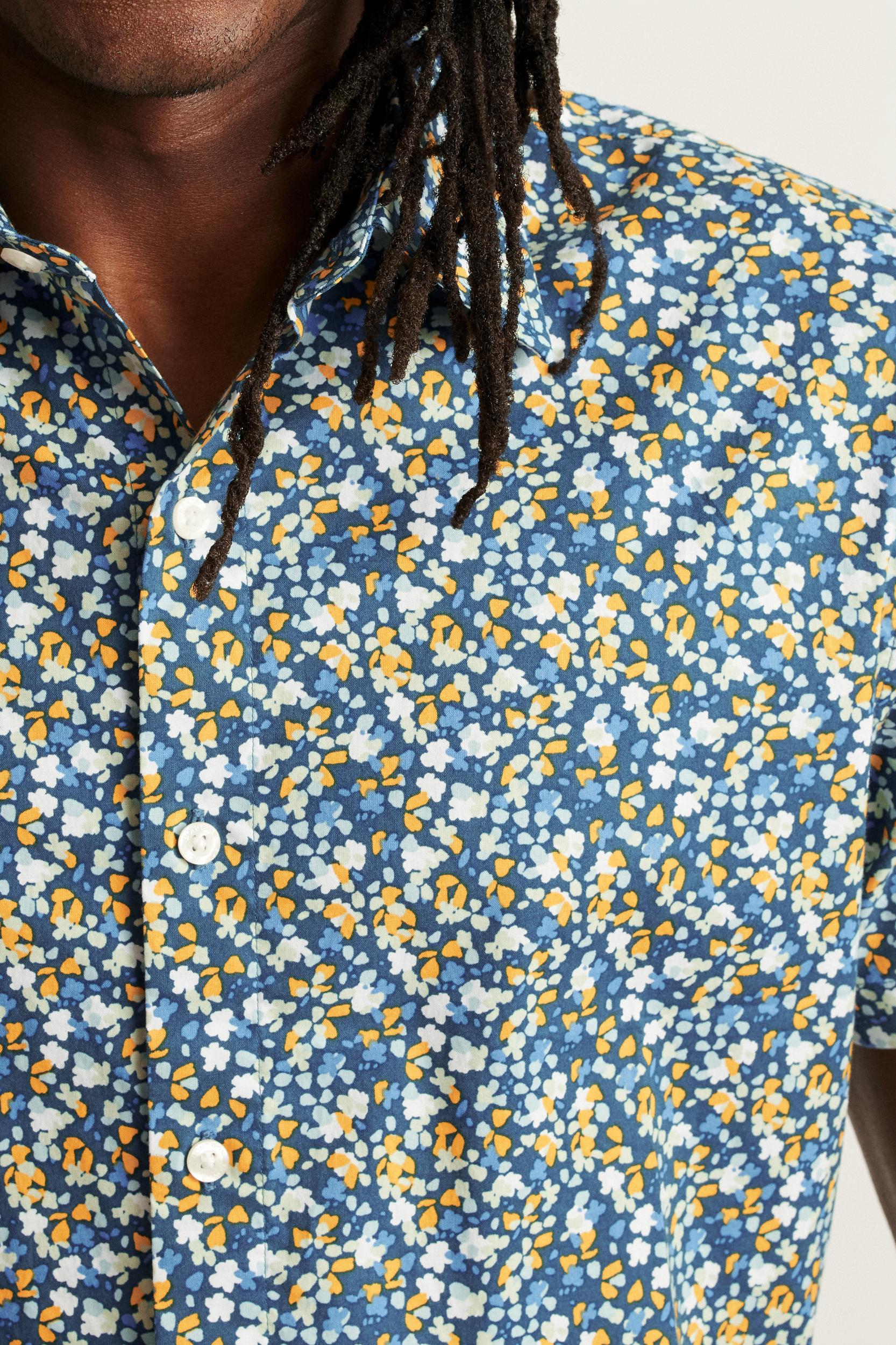 Riviera Short Sleeve Shirt Product Image