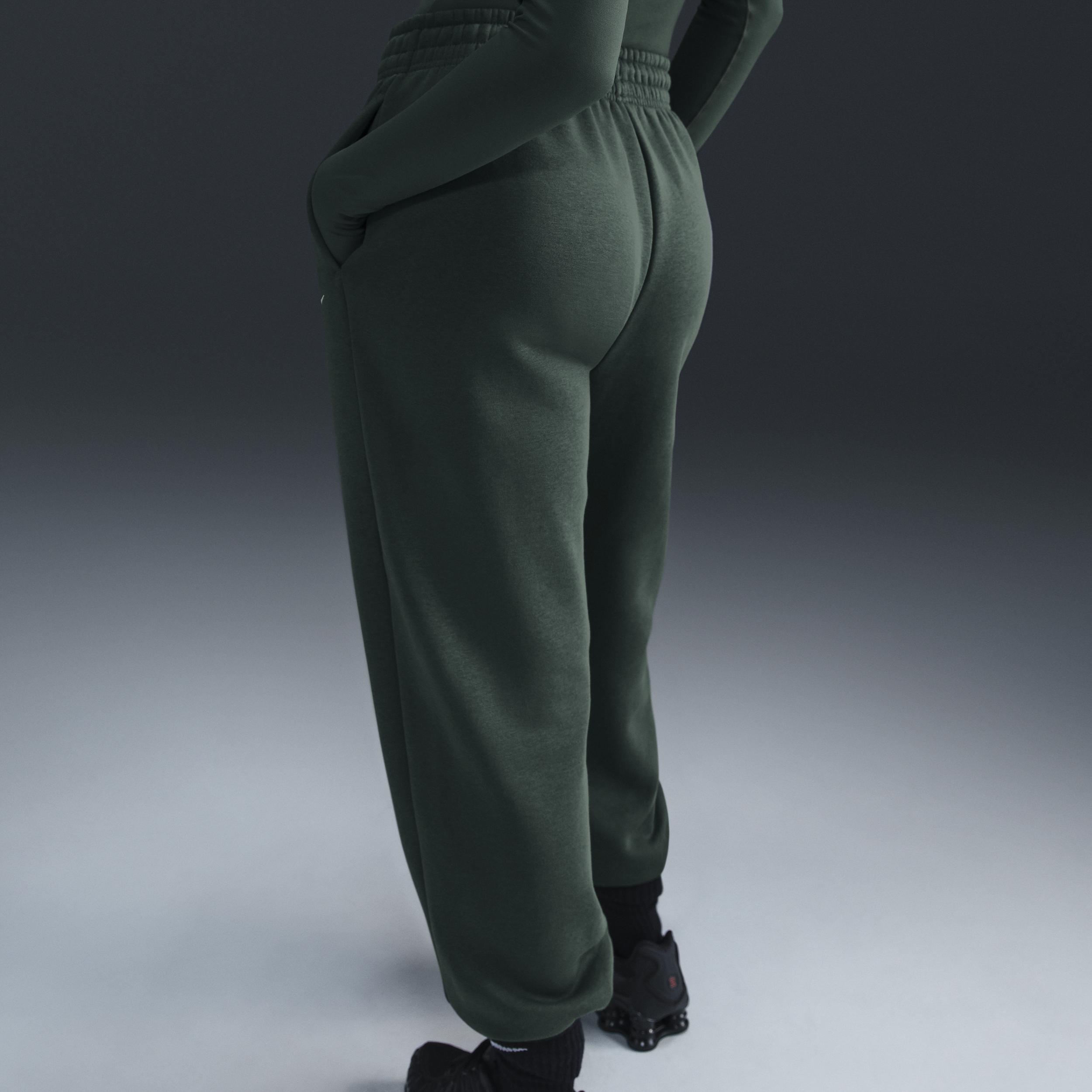 Women's Nike Sportswear Phoenix Fleece High-Waisted Oversized Sweatpants Product Image