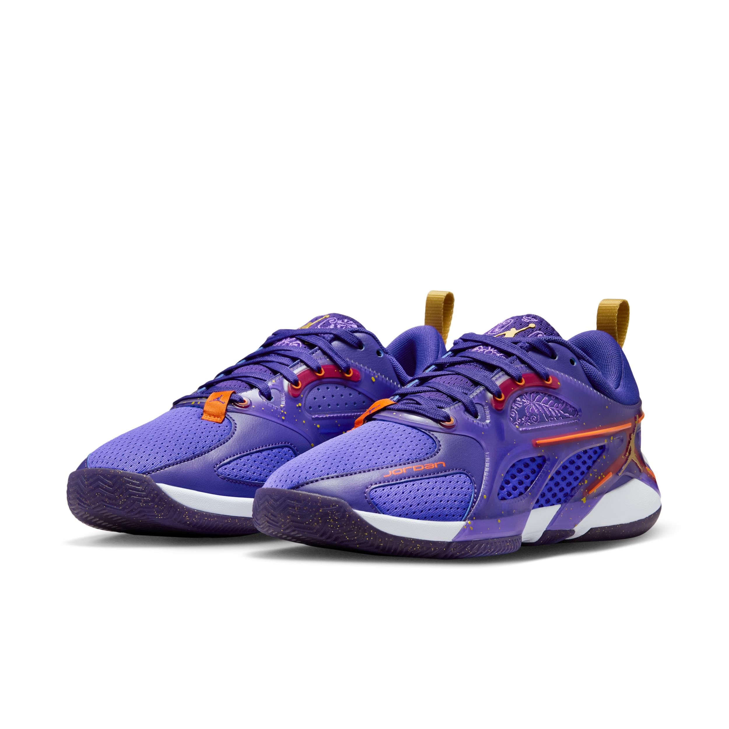 Women's Jordan Heir Series "Royalty" Basketball Shoes Product Image